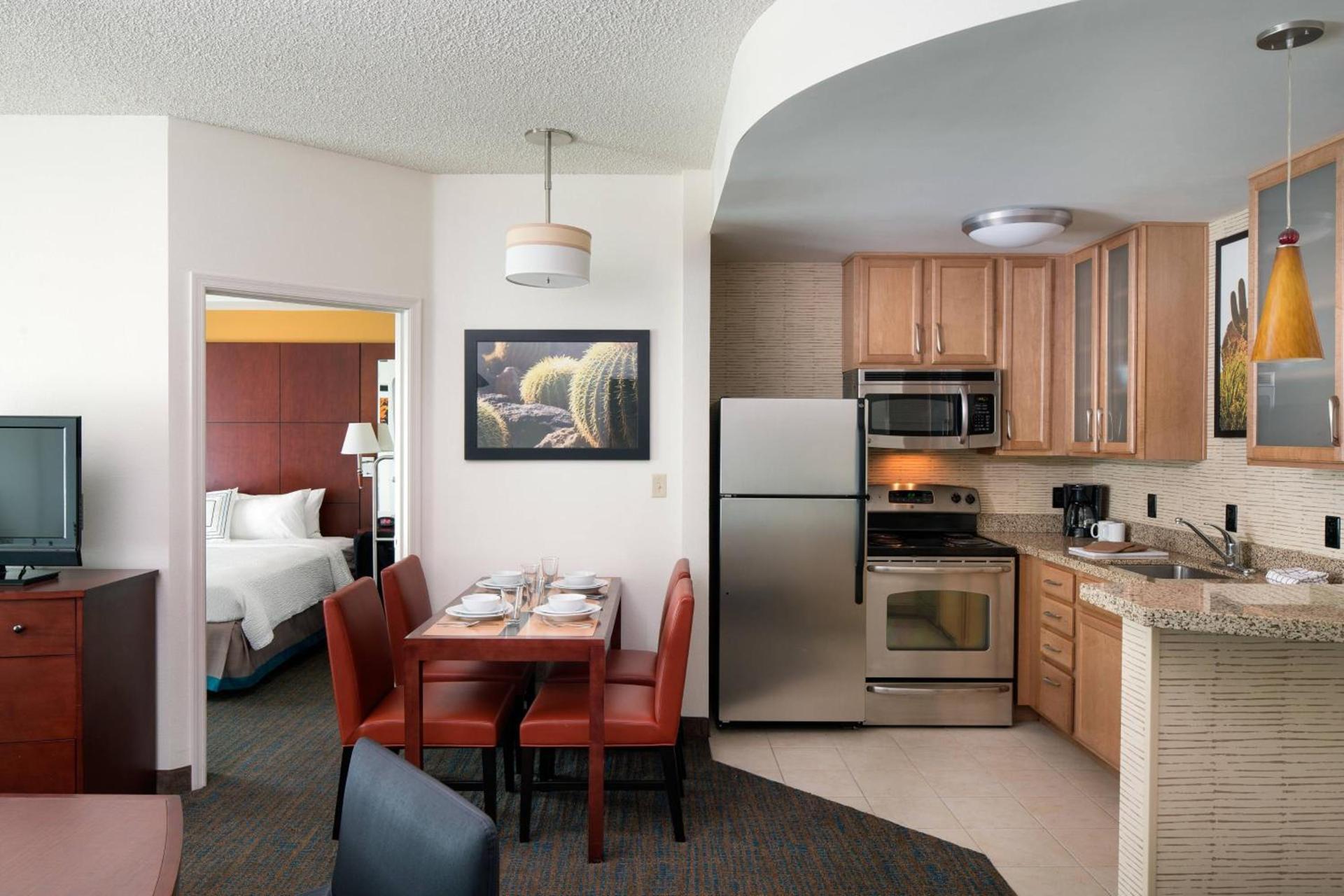 Residence Inn Phoenix Desert View at Mayo Clinic photo 20