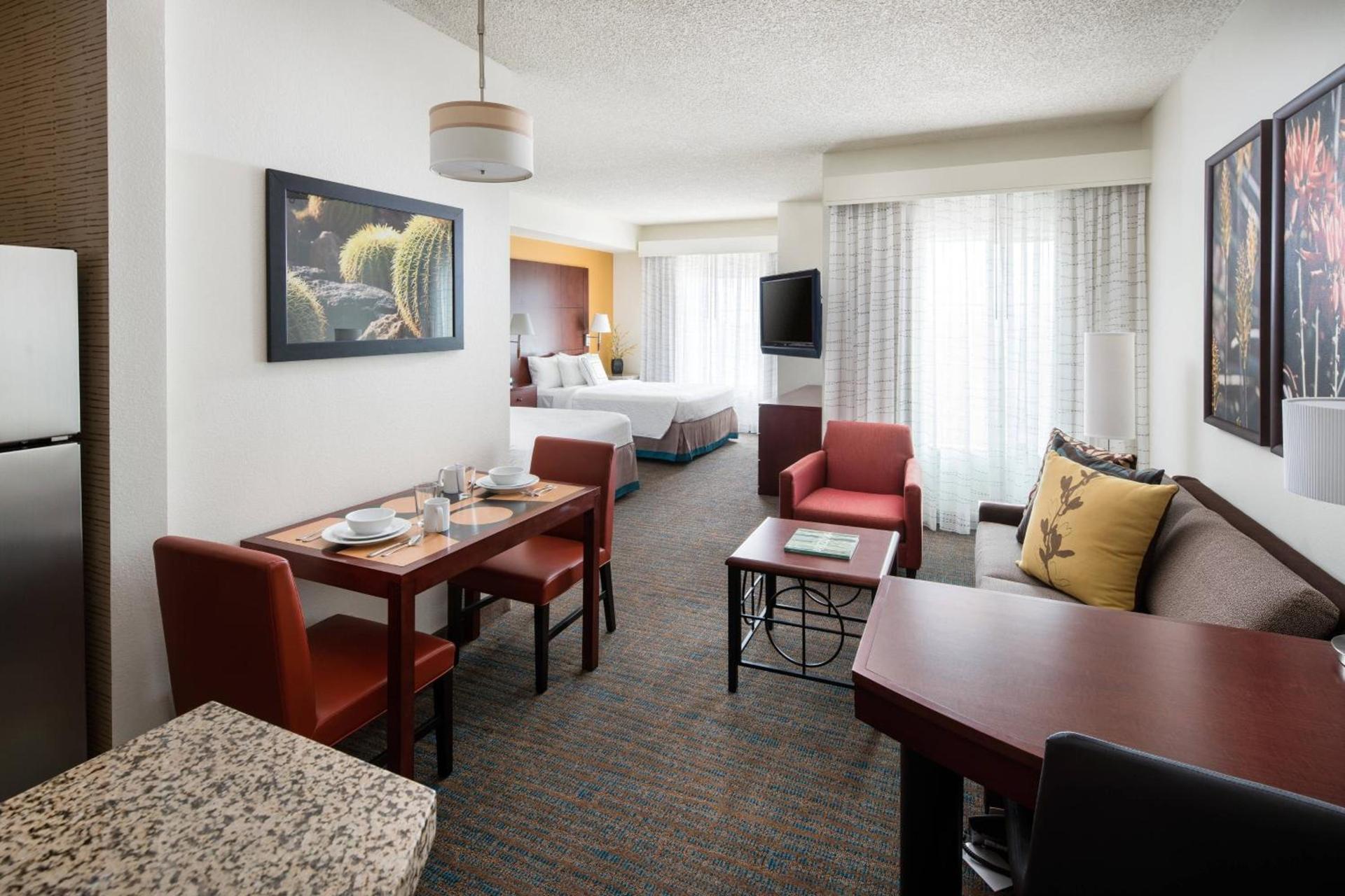 Residence Inn Phoenix Desert View at Mayo Clinic photo 8
