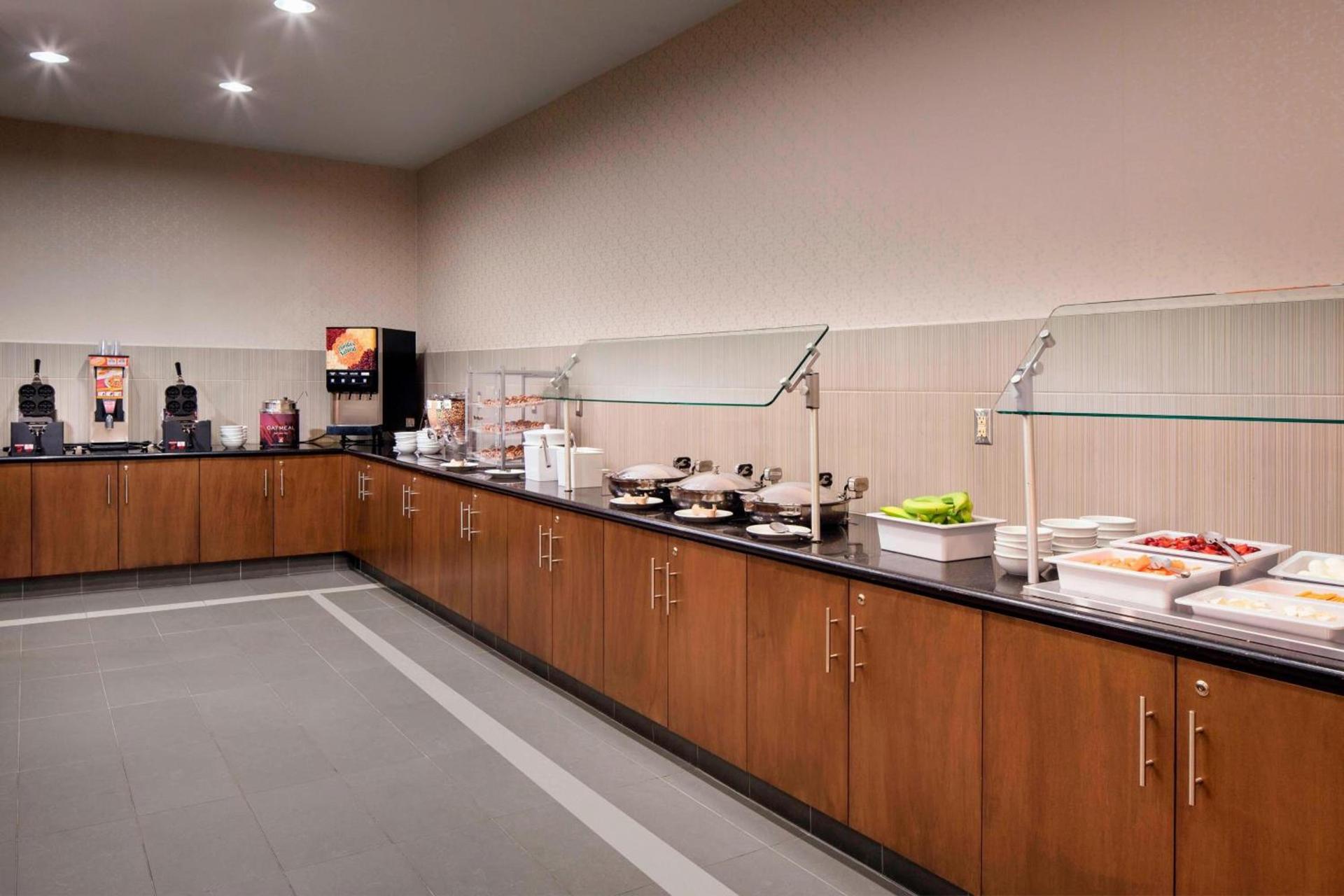 Residence Inn Phoenix Desert View at Mayo Clinic photo 31