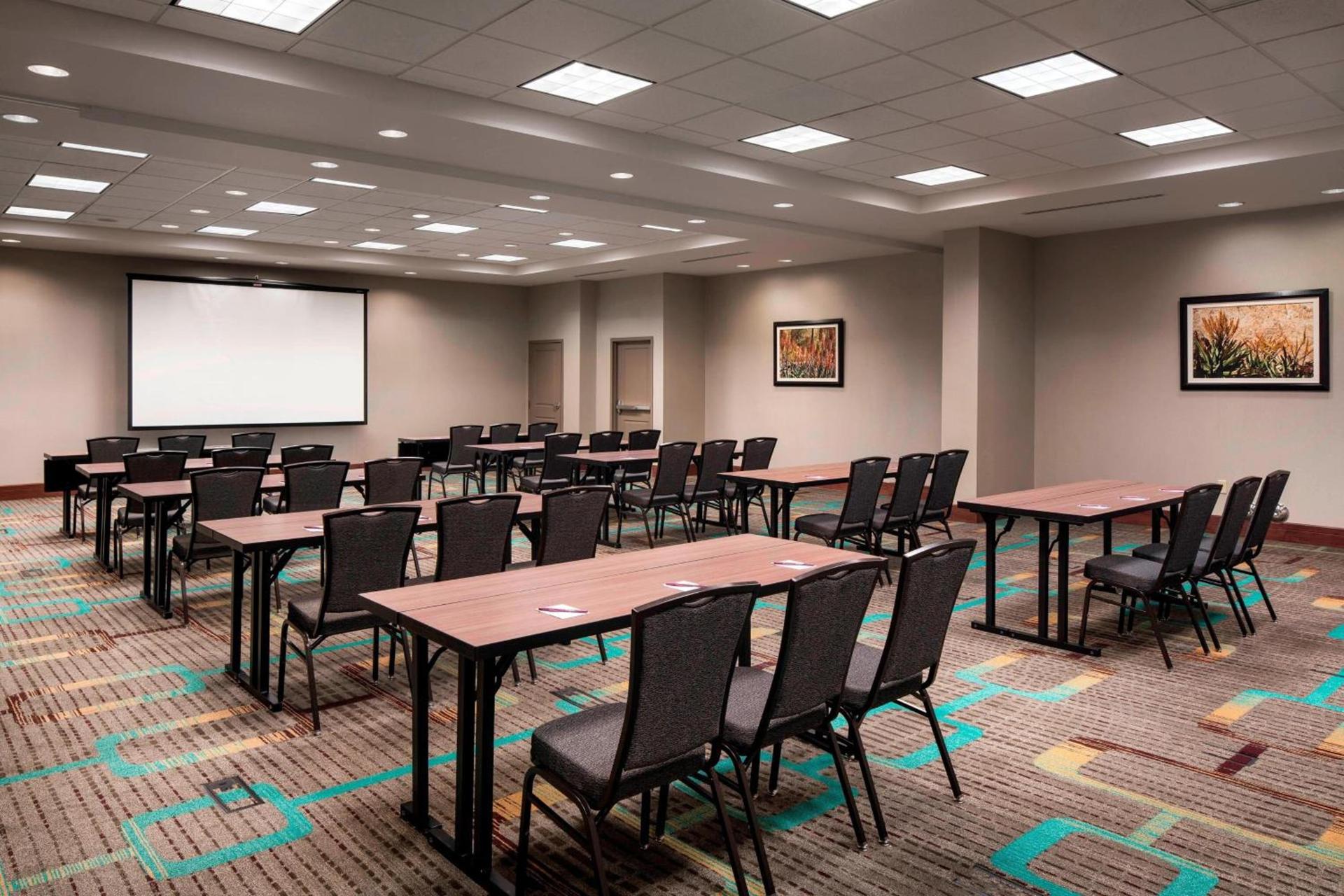 Residence Inn Phoenix Desert View at Mayo Clinic photo 36