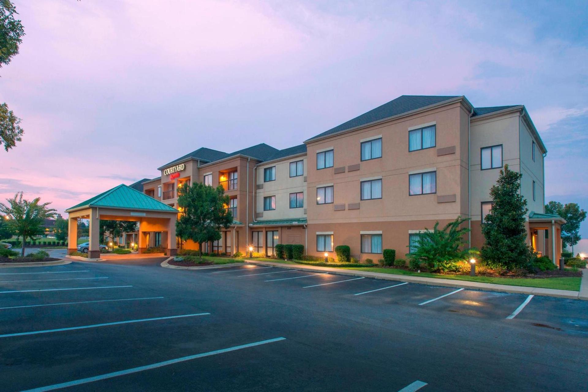 Courtyard by Marriott Montgomery Prattville photo 1