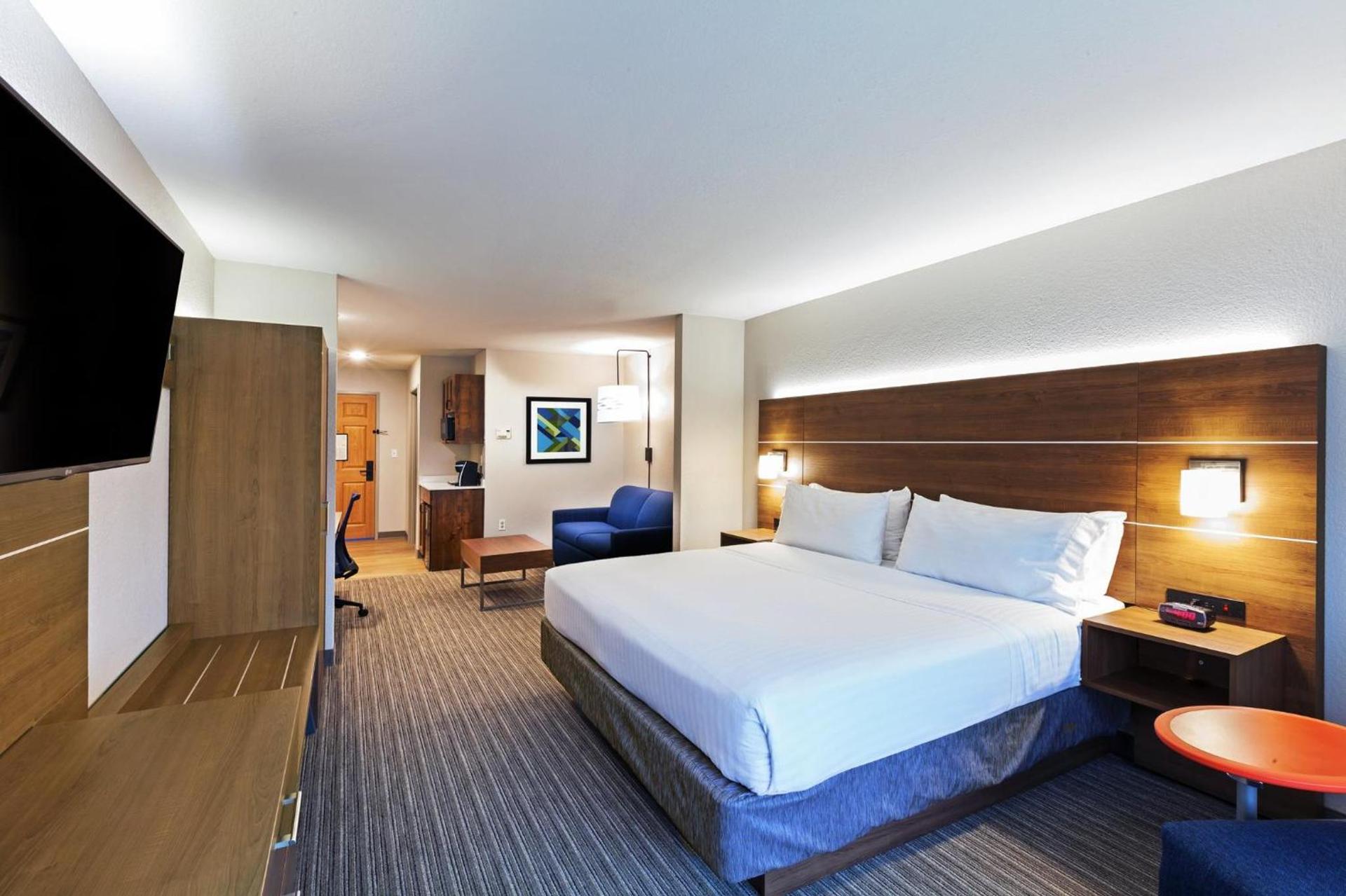 Holiday Inn Express & Suites Tulsa S Broken Arrow Hwy 51 by IHG photo 46