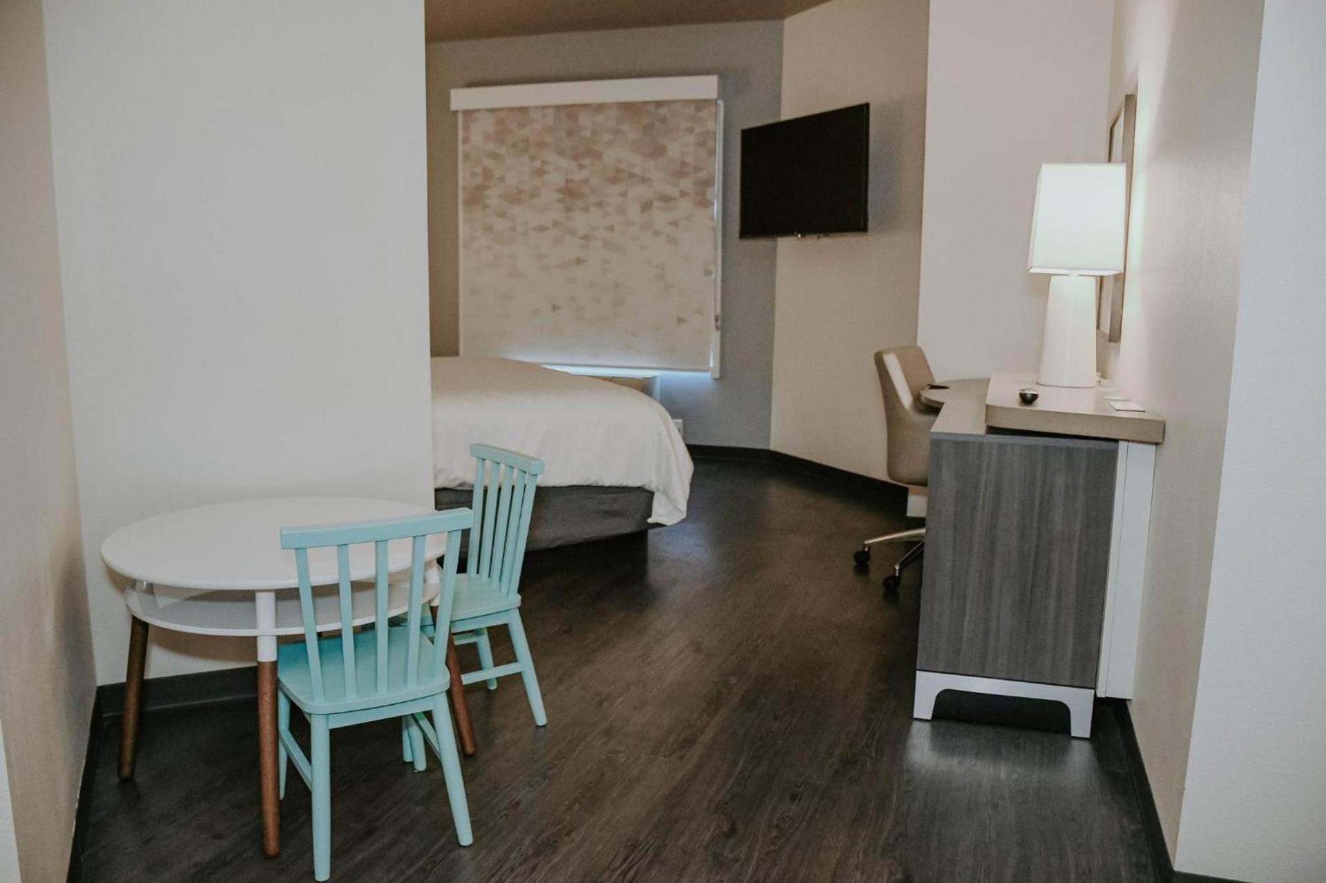 Holiday Inn Omaha Downtown - Waterpark by IHG photo 52