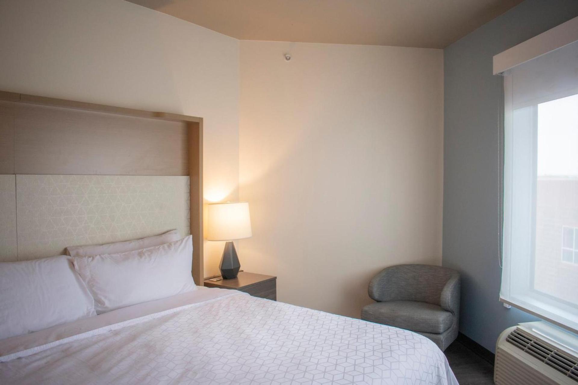 Holiday Inn Omaha Downtown - Waterpark by IHG photo 53