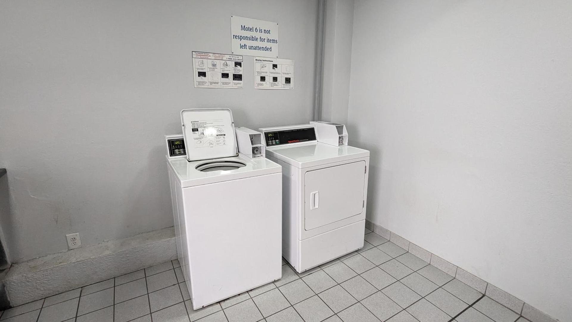 Motel 6-Nashua, NH - South photo 37