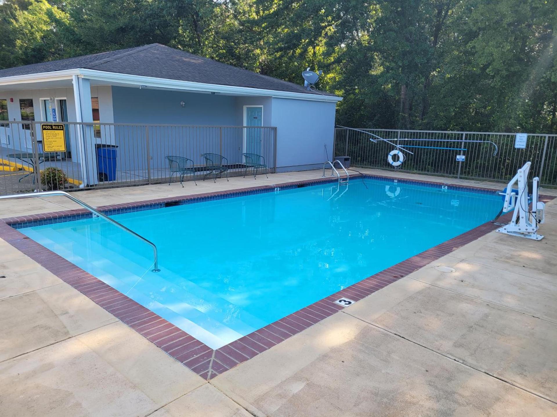 Super 8 by Wyndham Arkadelphia Caddo Valley Area photo 30