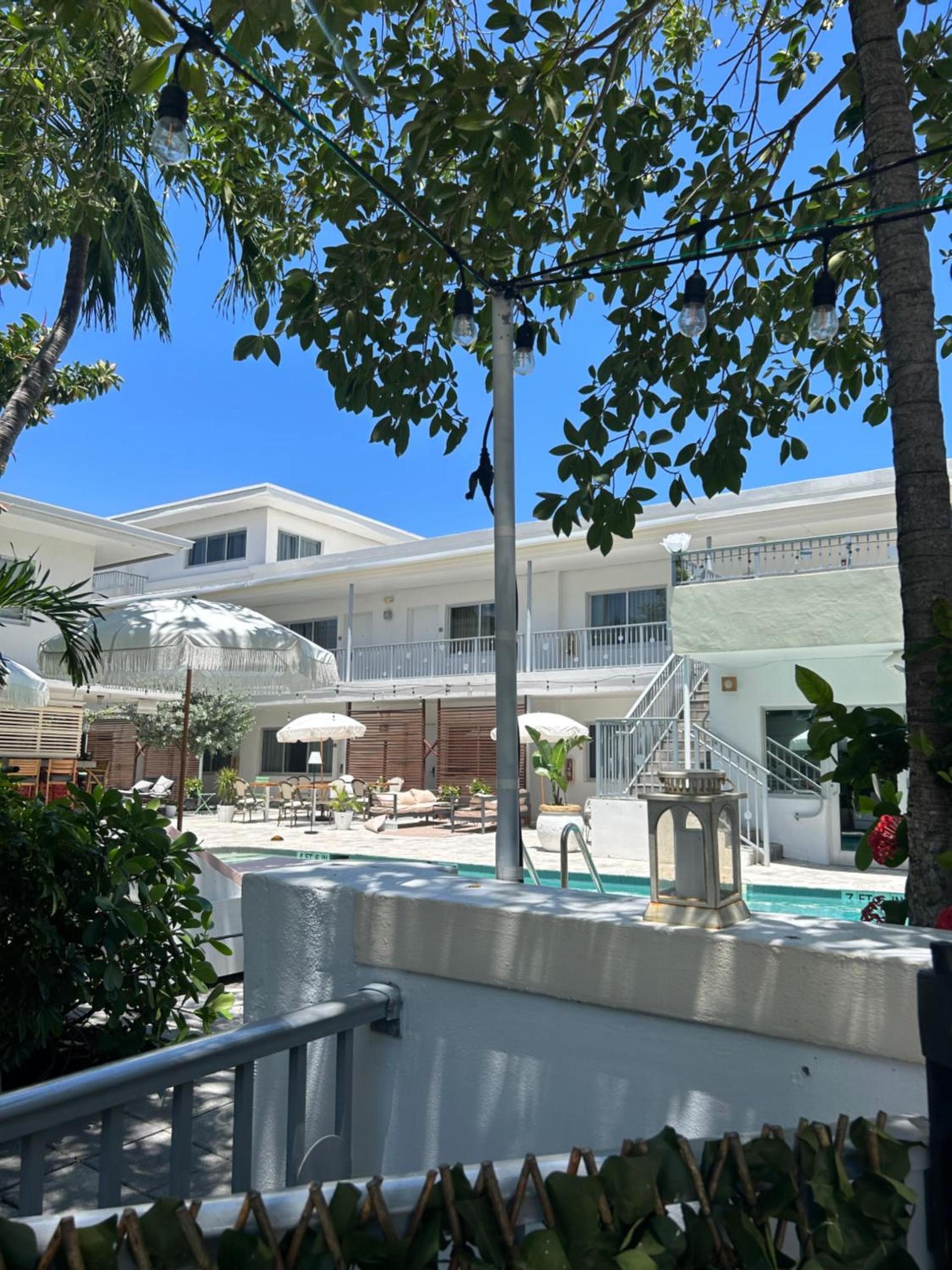 Royal Palms Resort & Spa photo 2
