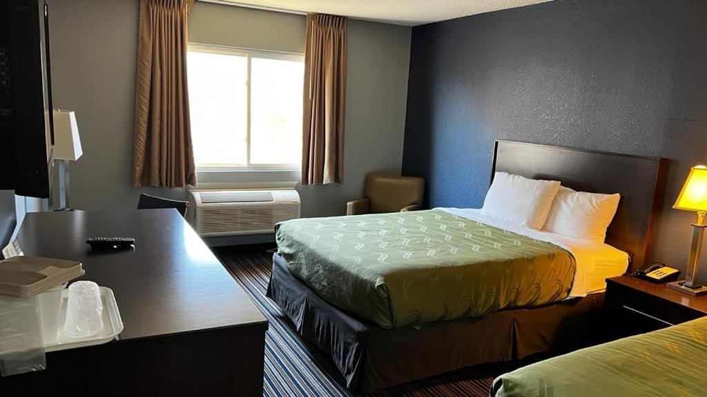 Colby Inn and Suites photo 12