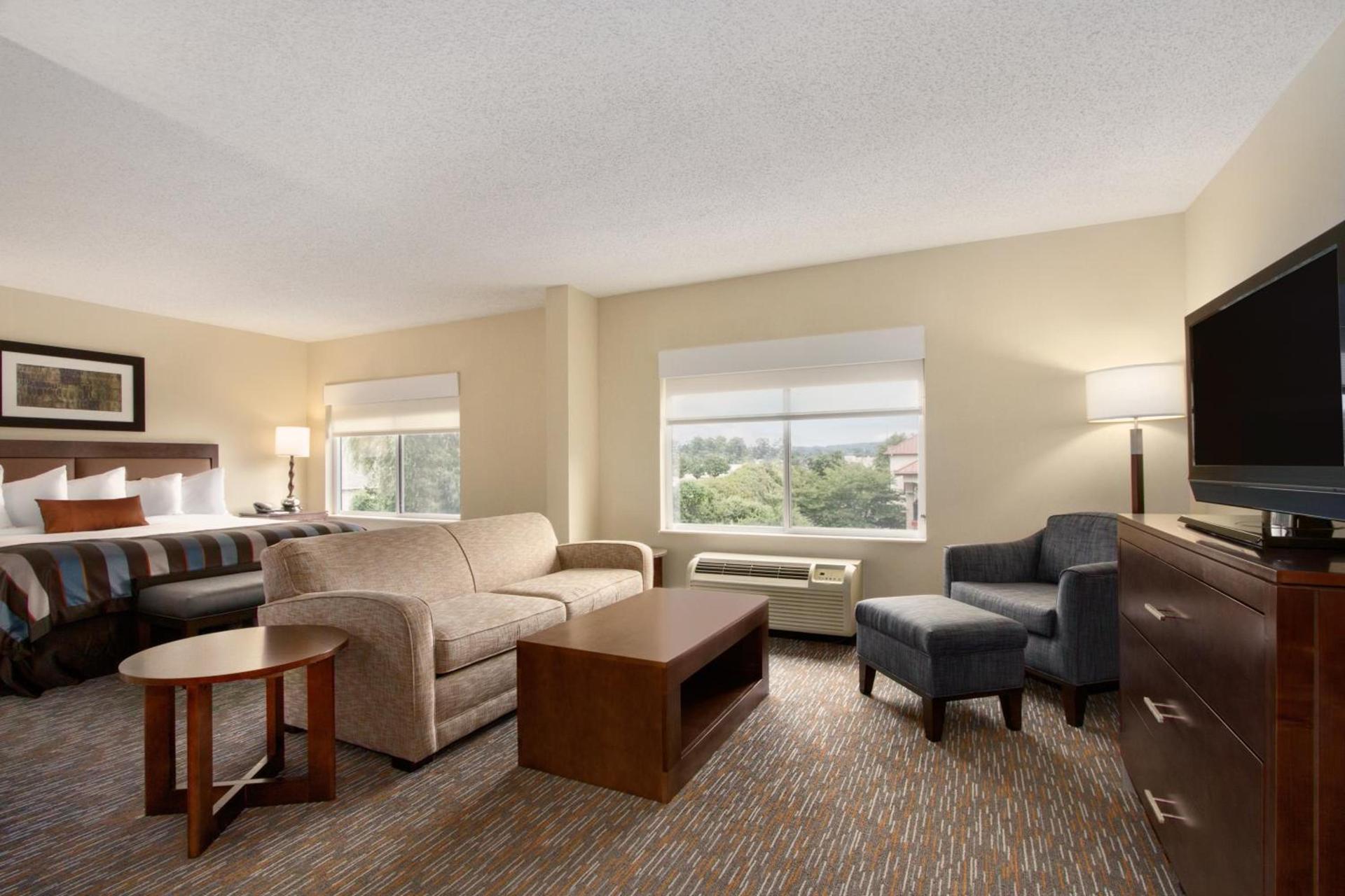 Wingate by Wyndham - Chattanooga photo 5