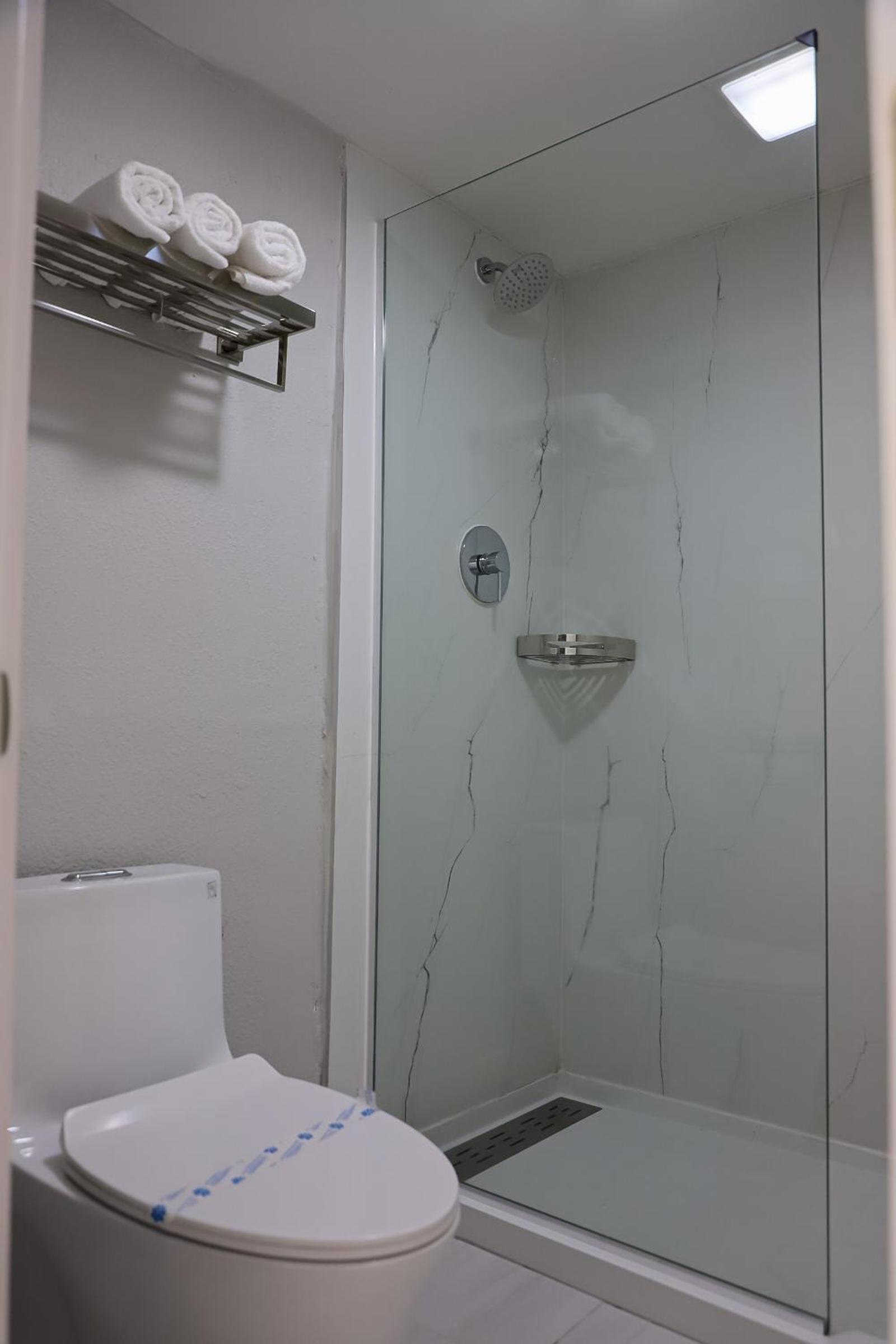 Airport Inn photo 43