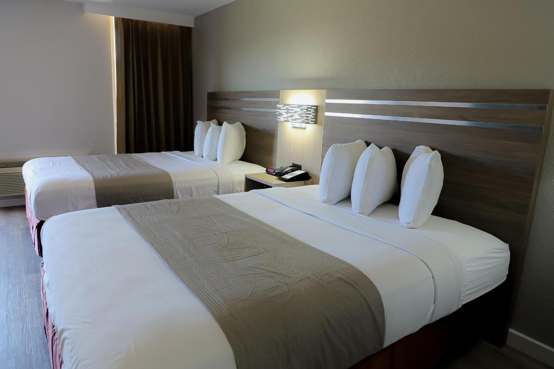 Airport Inn photo 50