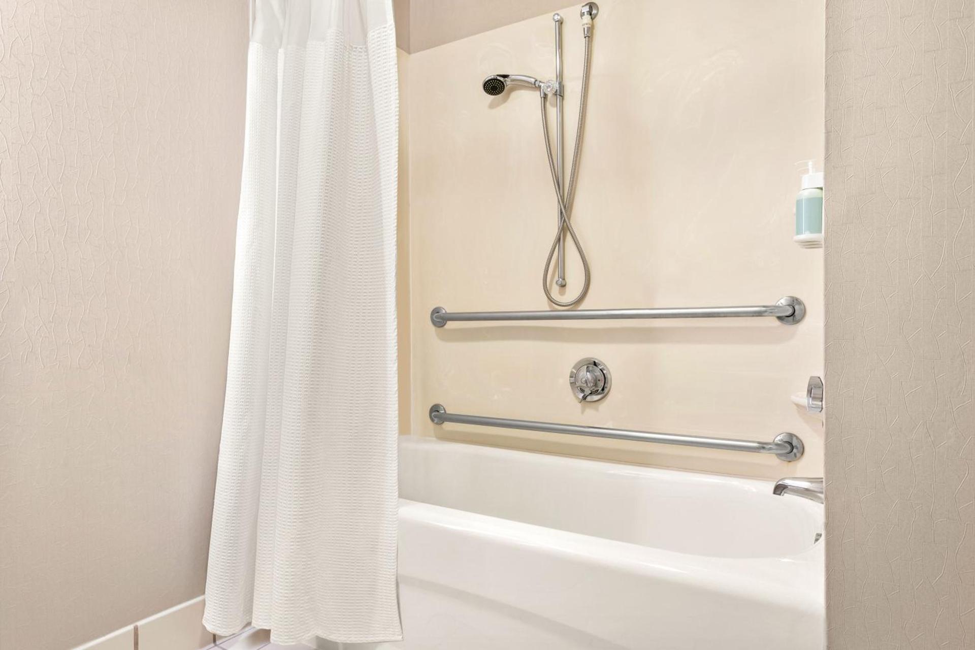SpringHill Suites Boston Andover photo 2