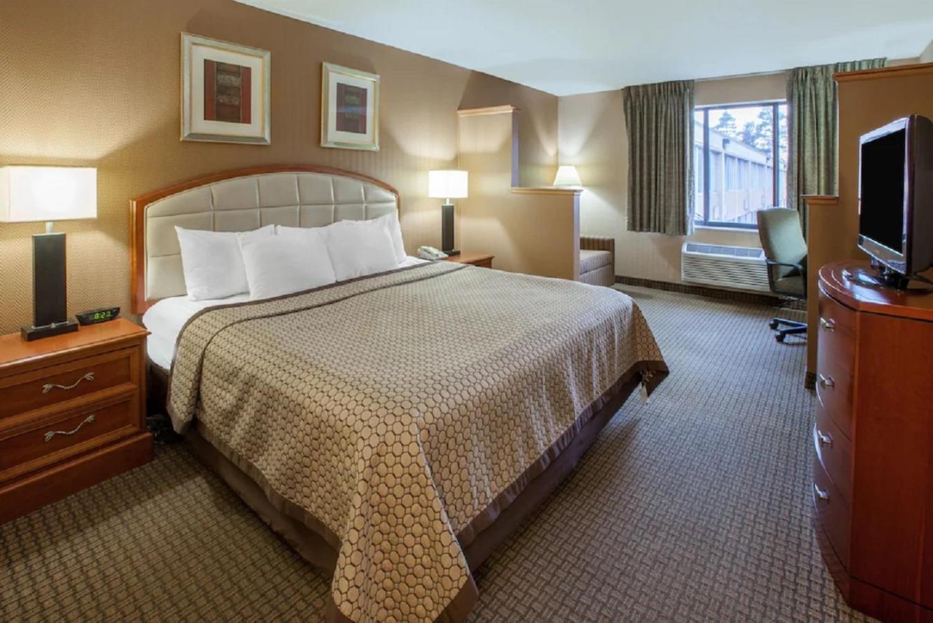 Quality Inn & Suites Richfield photo 18