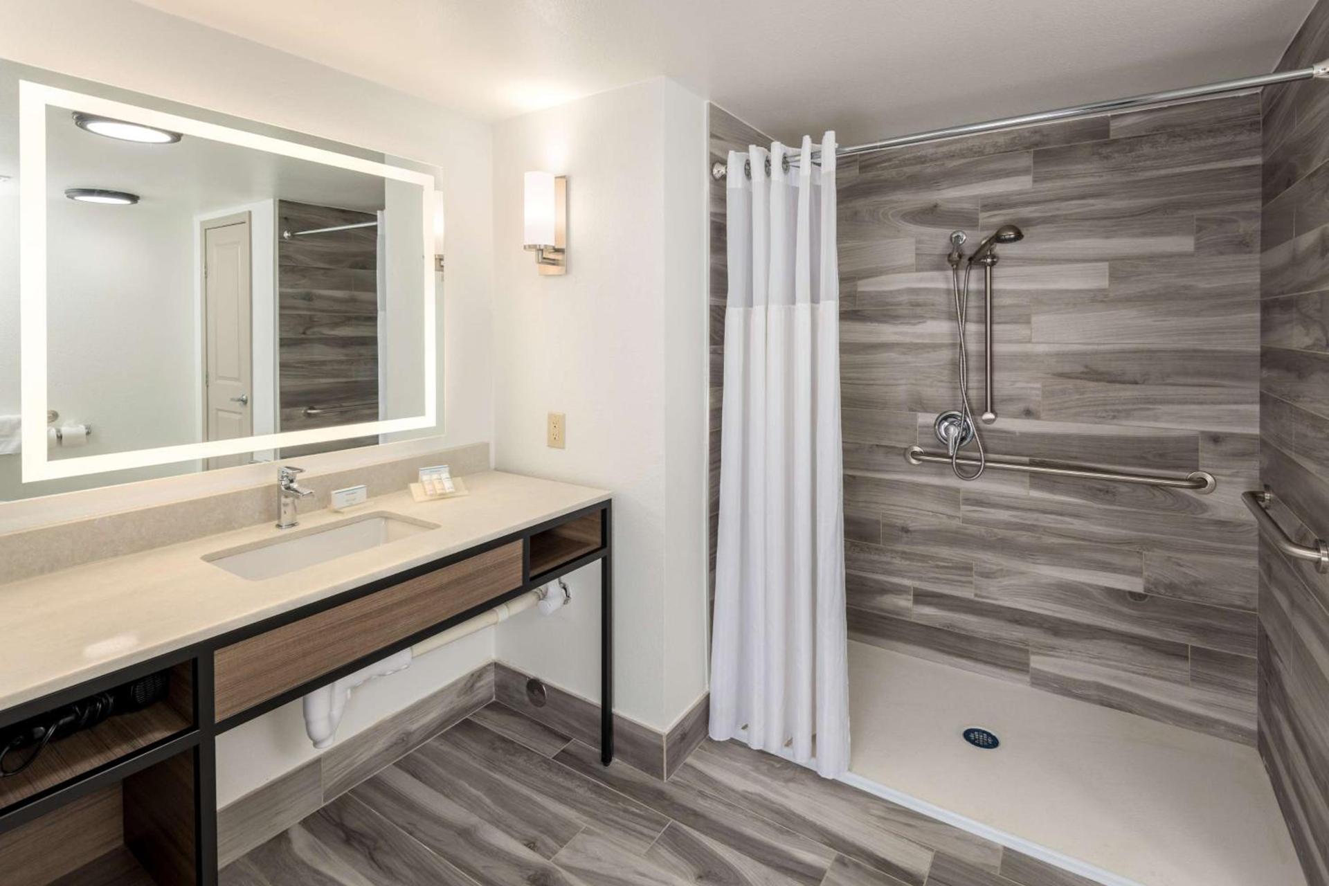Hilton Garden Inn Lafayette/Cajundome photo 5