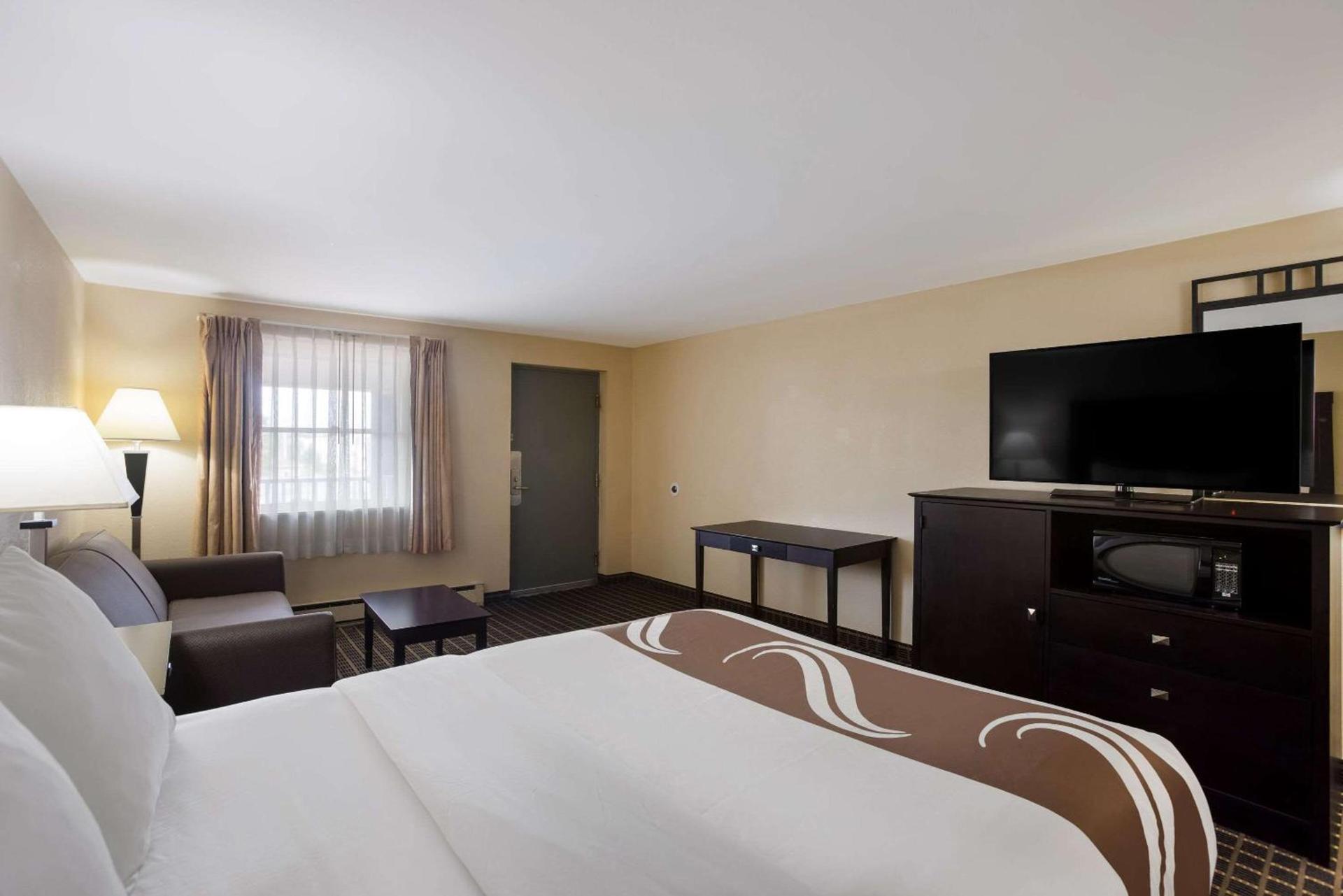 Quality Inn & Suites Big Rapids near University photo 16