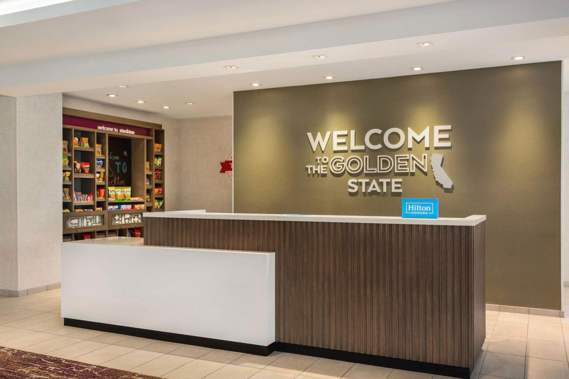 Hampton Inn Stockton, Ca photo 9