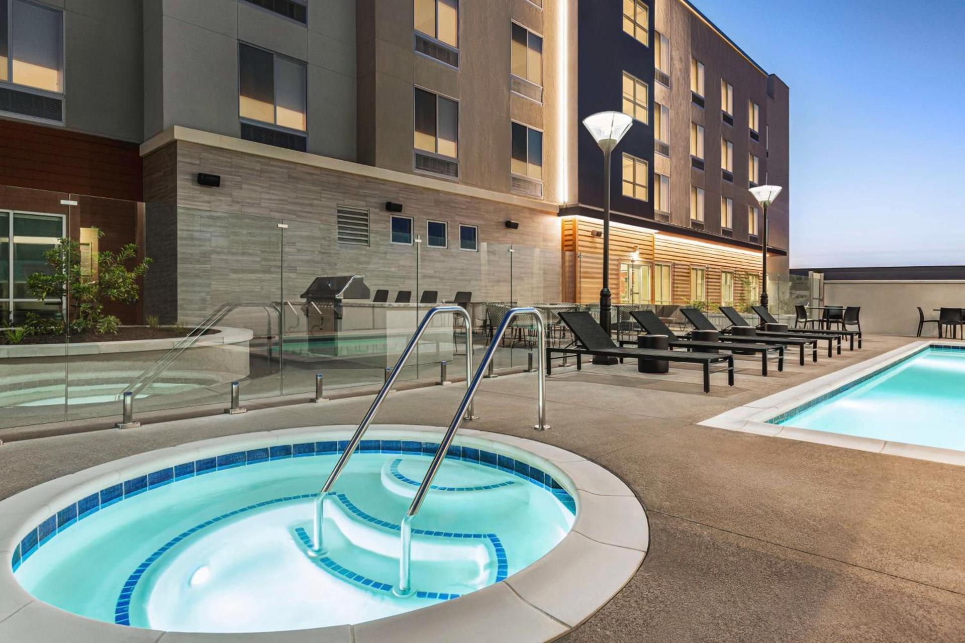 Hampton Inn Stockton, Ca photo 11