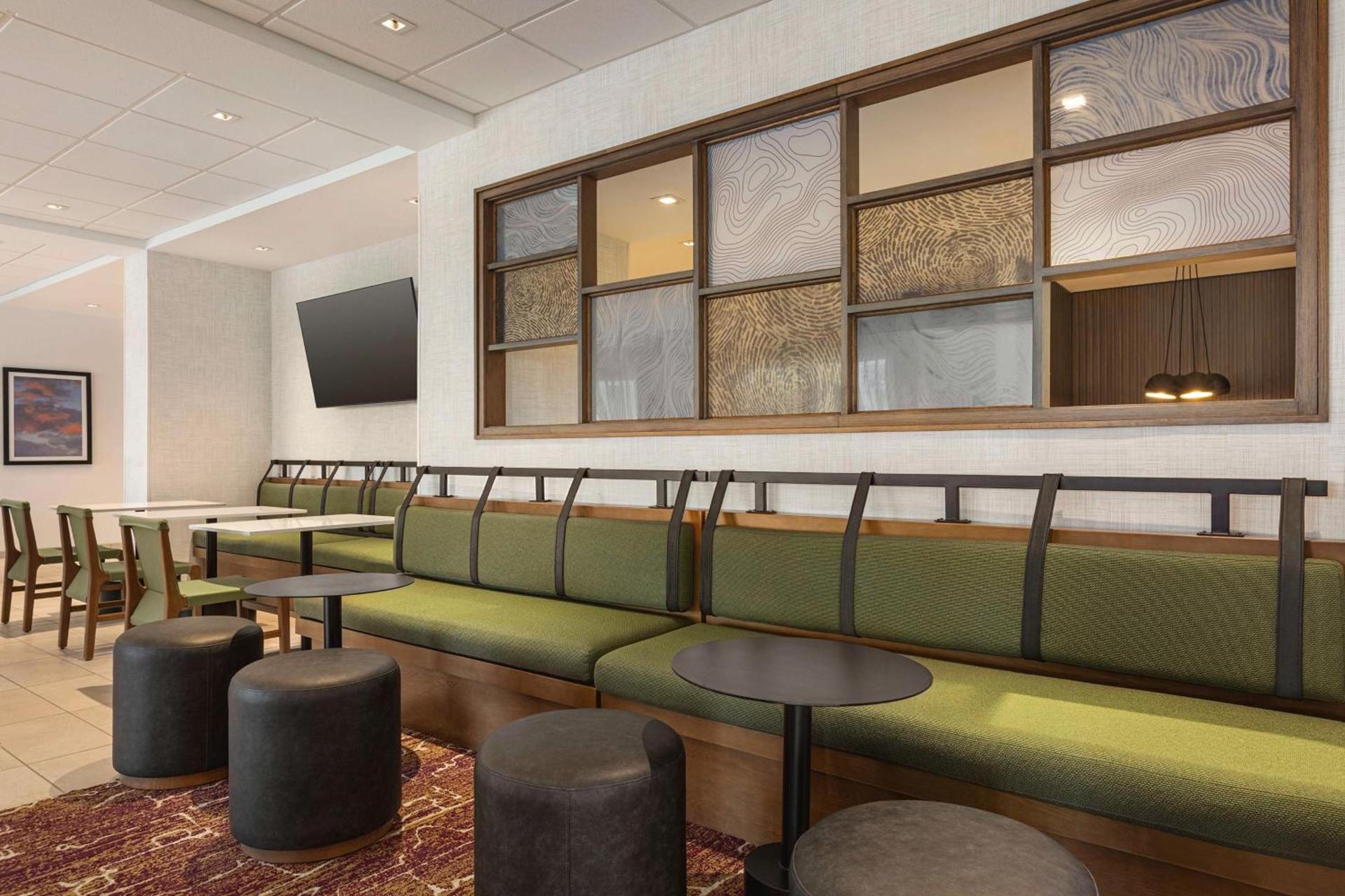 Hampton Inn Stockton, Ca photo 17