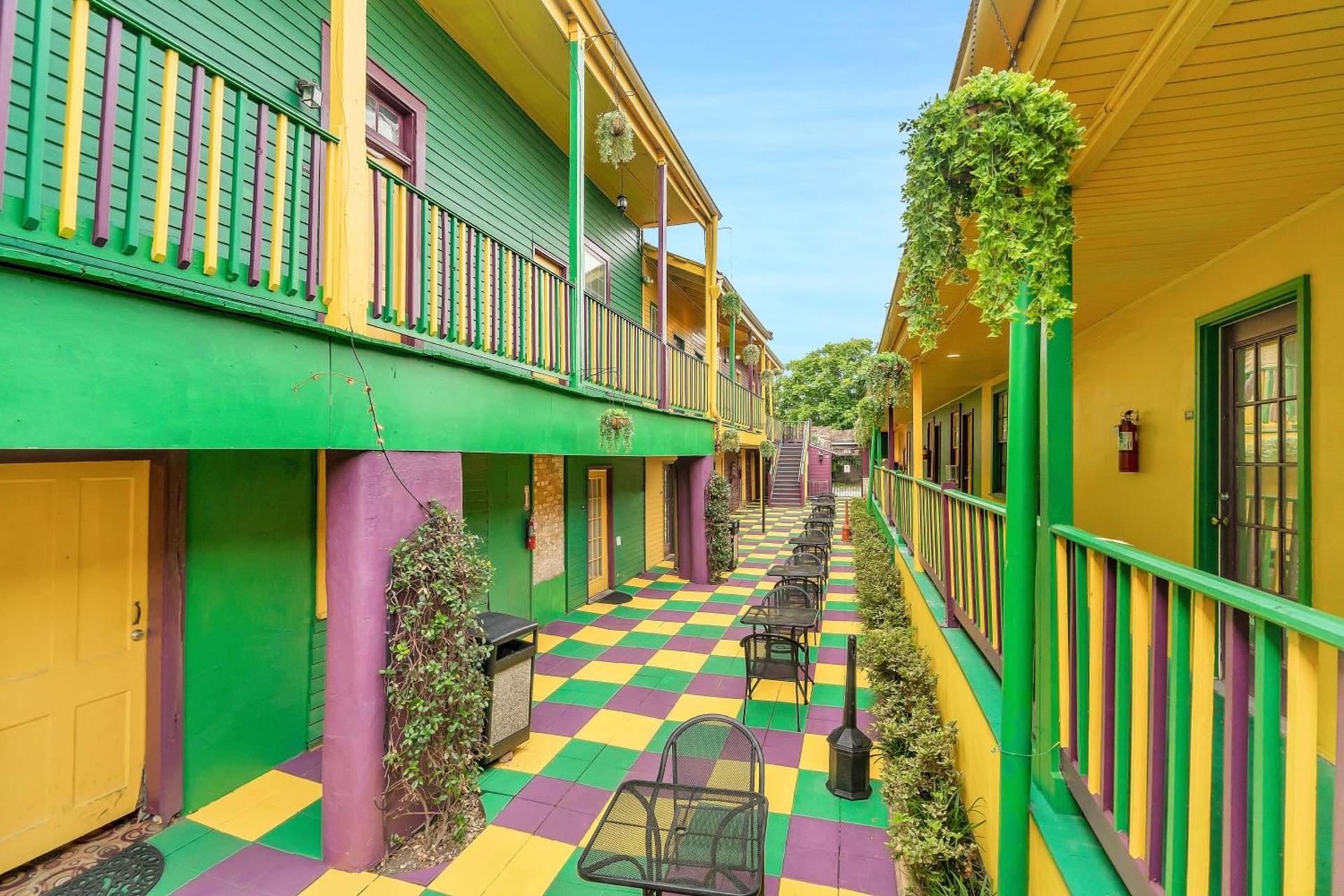 Historic Mardi Gras Inn photo 8