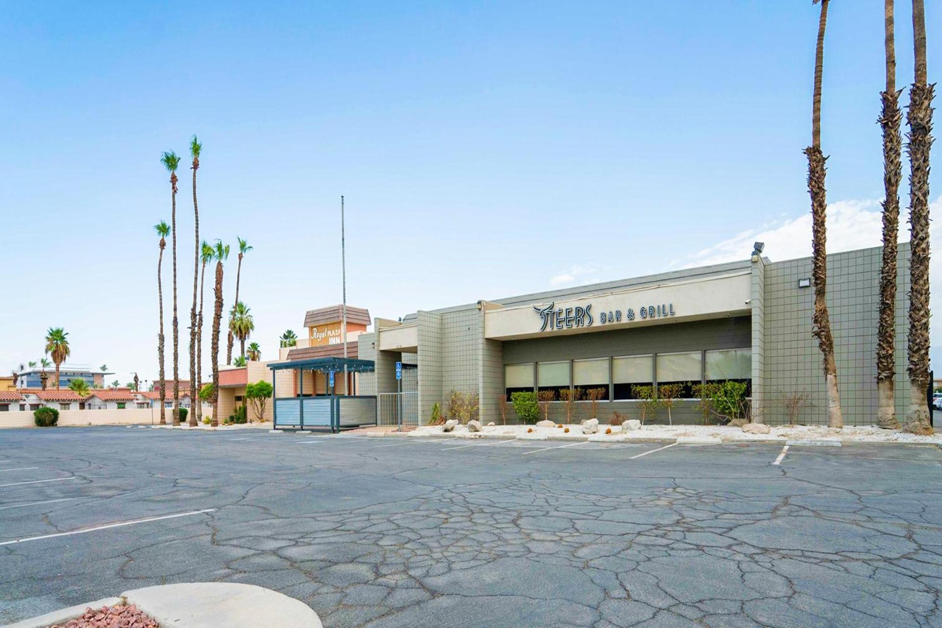 Royal Plaza Inn photo 96