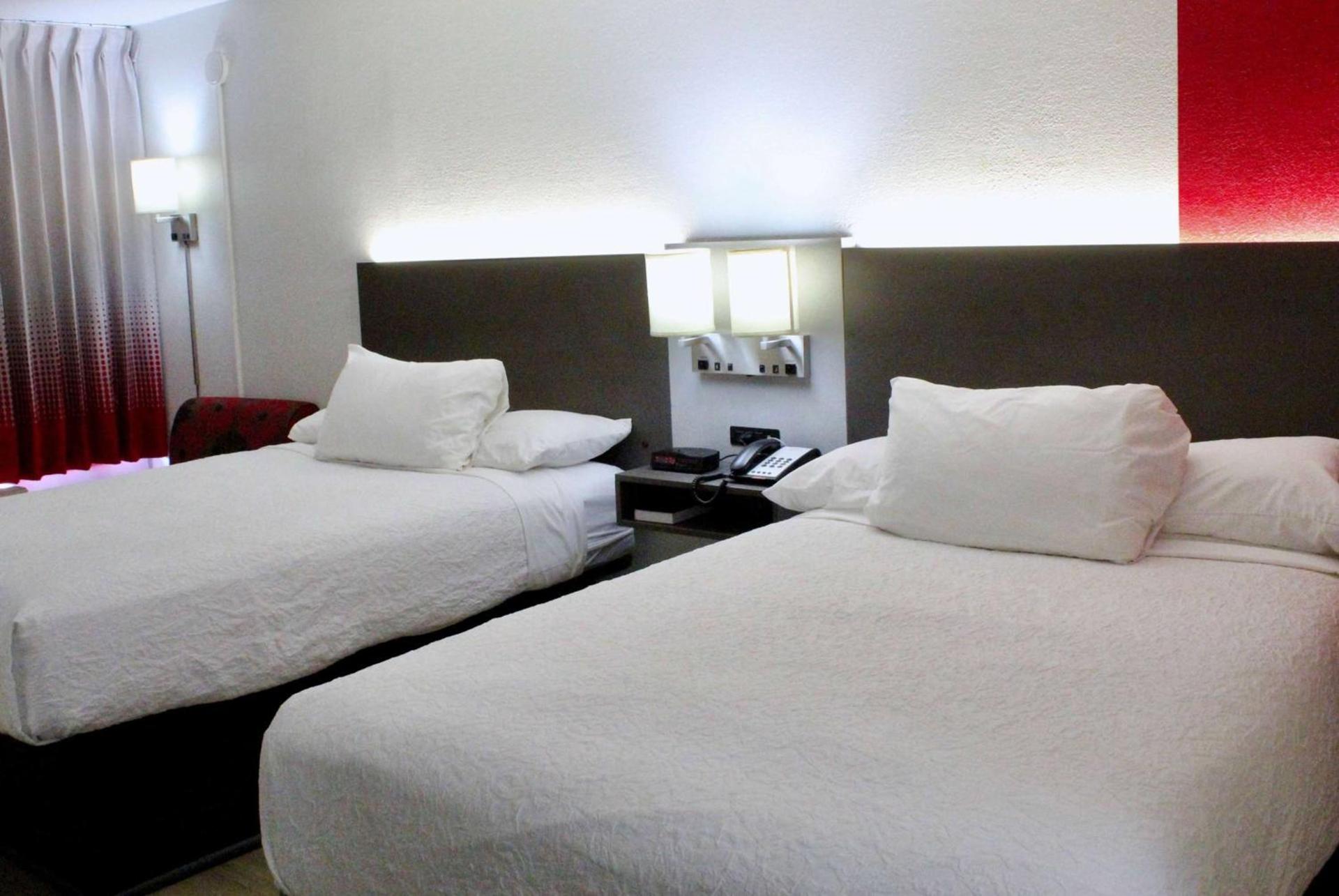 Ramada by Wyndham Harrisonburg photo 17
