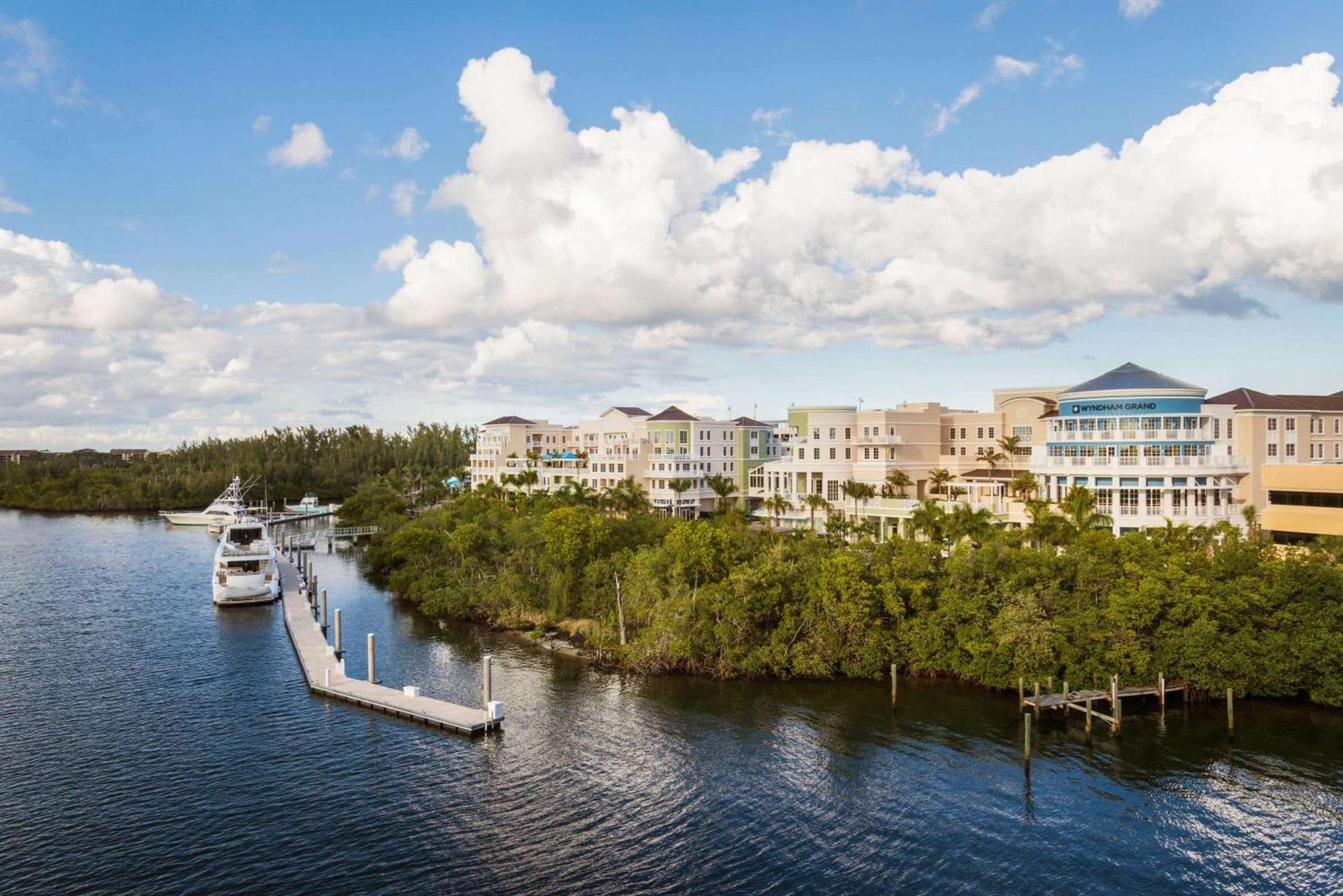 Wyndham Grand Jupiter at Harbourside Place photo 3