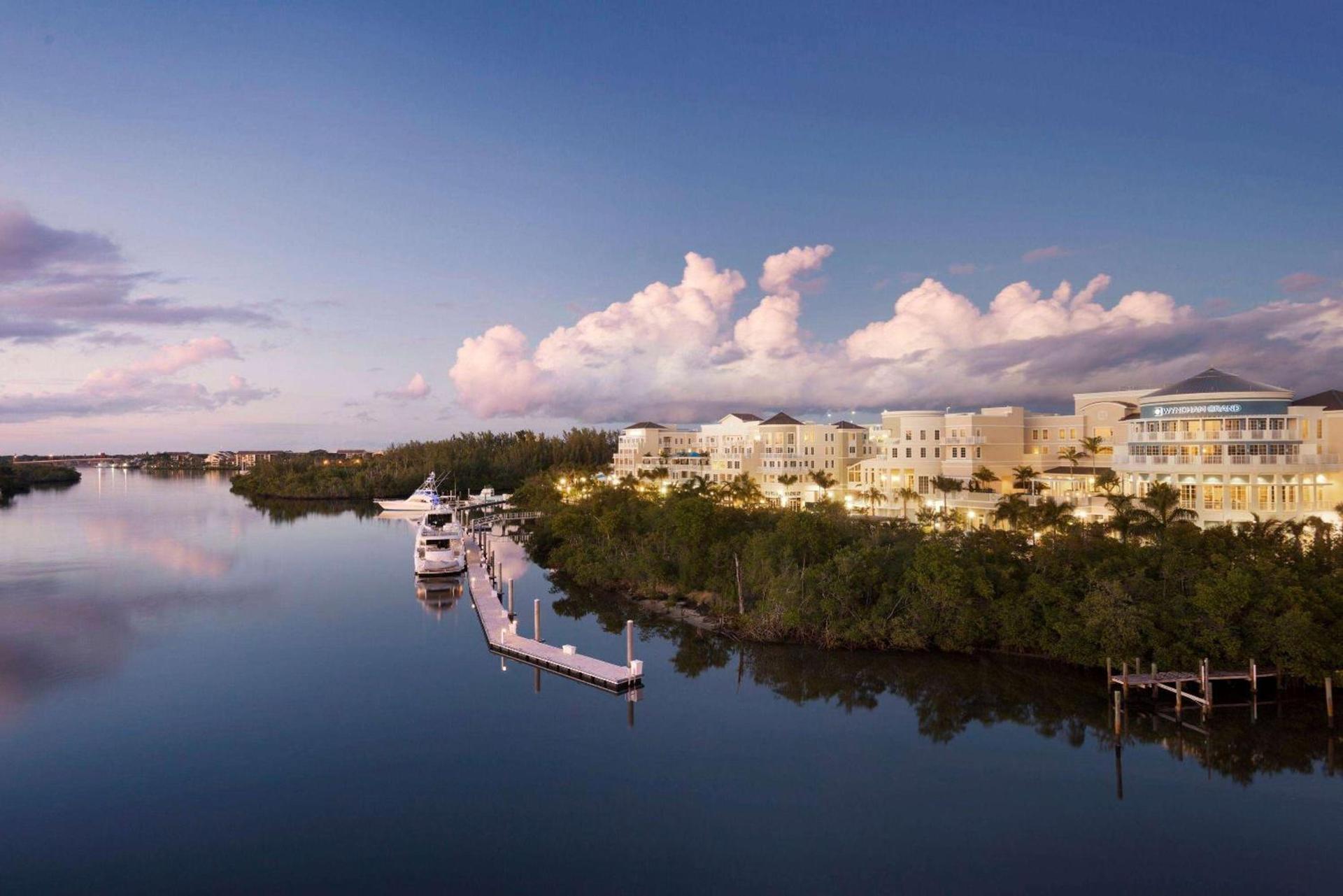 Wyndham Grand Jupiter at Harbourside Place photo 4