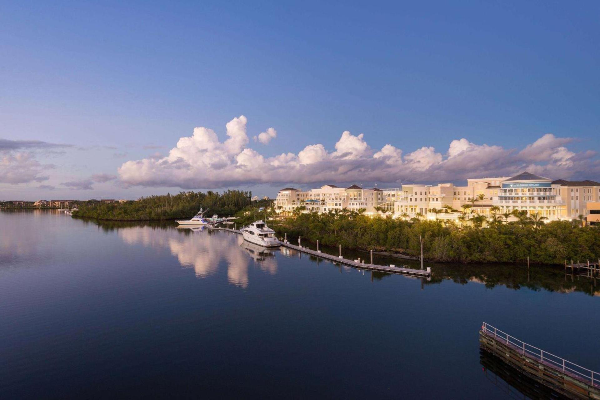 Wyndham Grand Jupiter at Harbourside Place photo 5