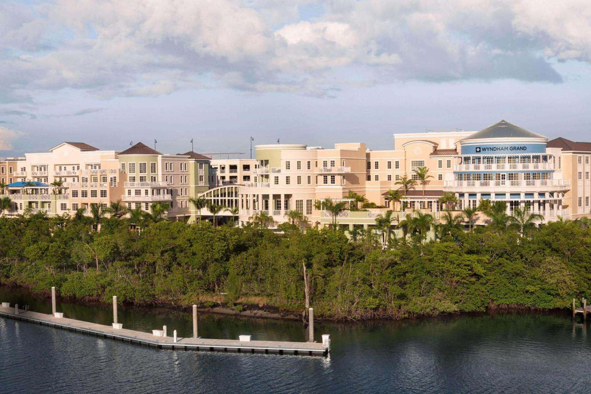 Wyndham Grand Jupiter at Harbourside Place photo 9