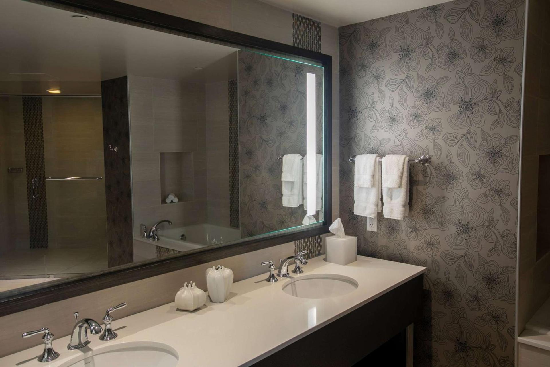 Wyndham Grand Jupiter at Harbourside Place photo 65