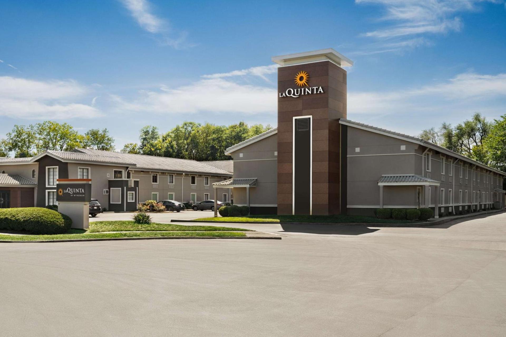 La Quinta Inn Lexington-Horse Park photo 2