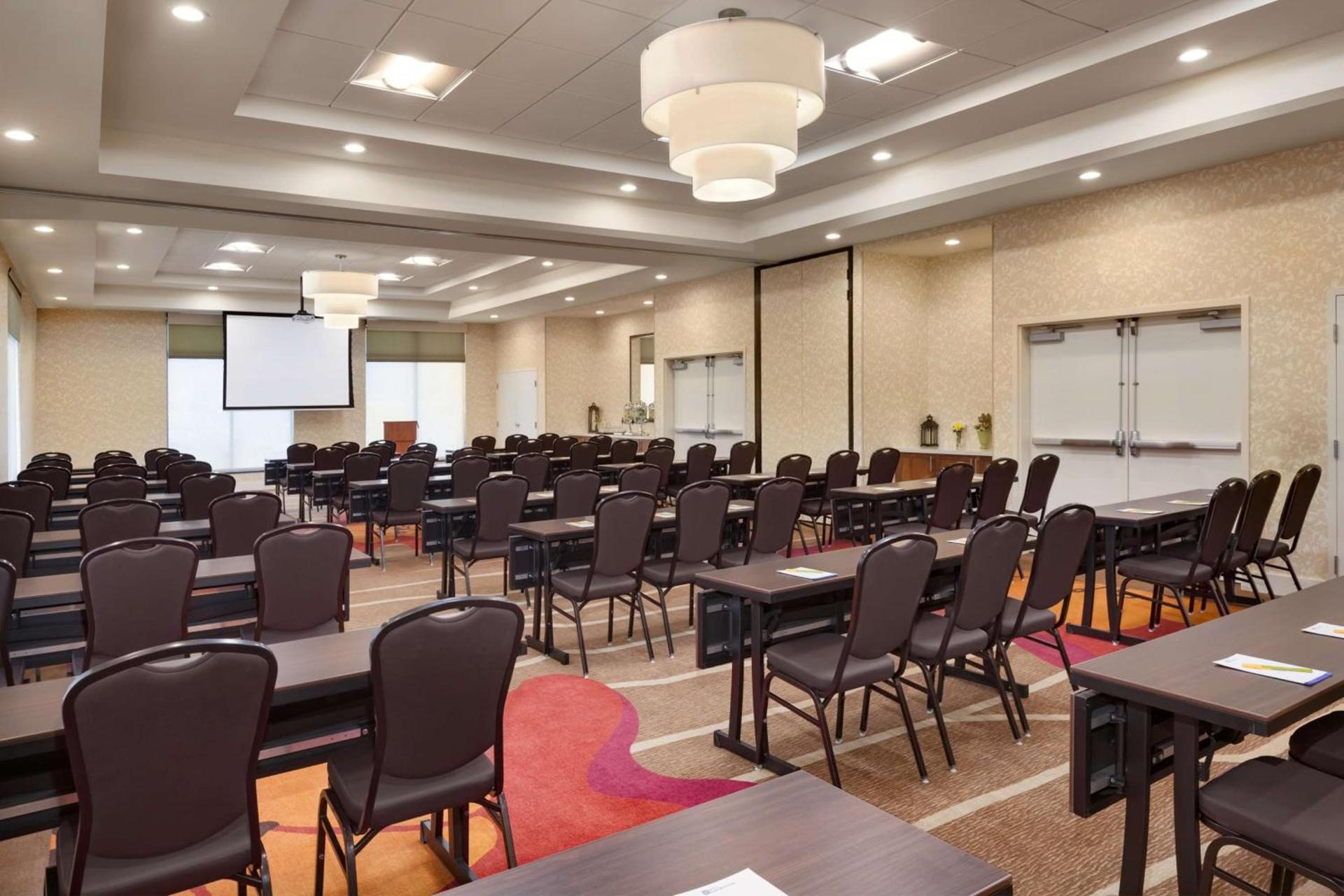 Hilton Garden Inn Medford photo 33