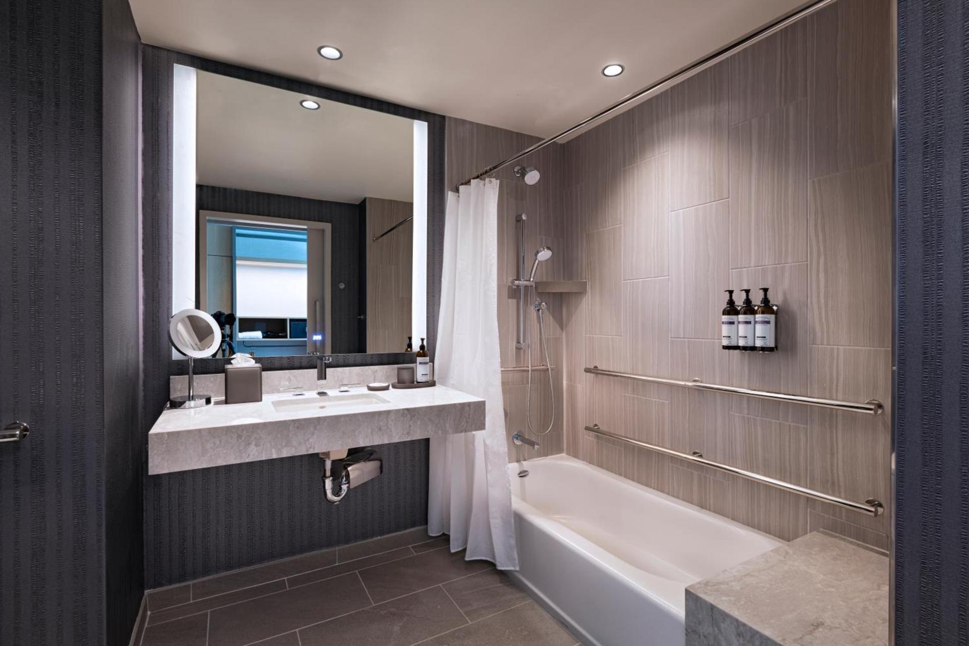 Hyatt Regency Conroe photo 55