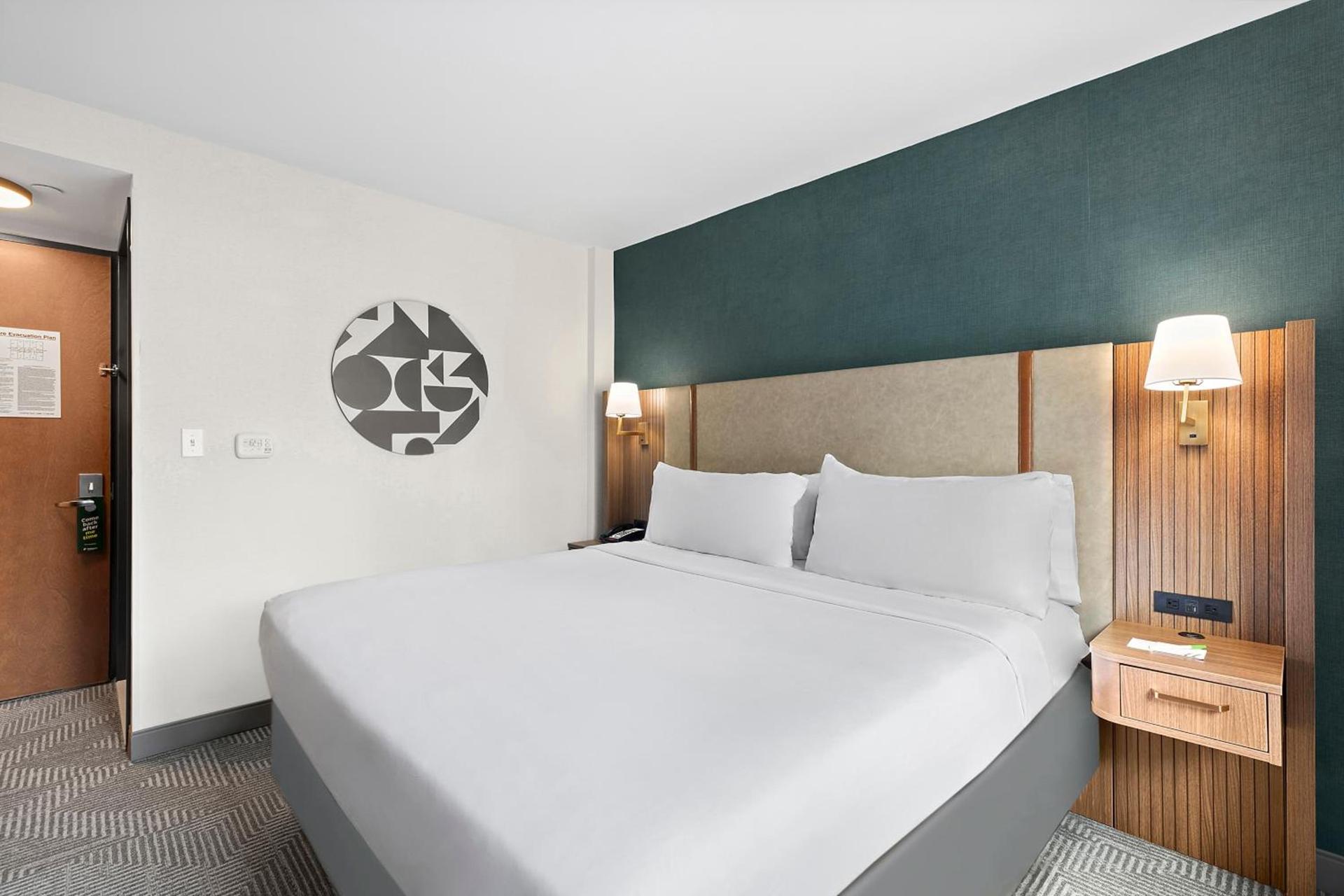 Holiday Inn Manhattan 6th Ave - Chelsea by IHG photo 19