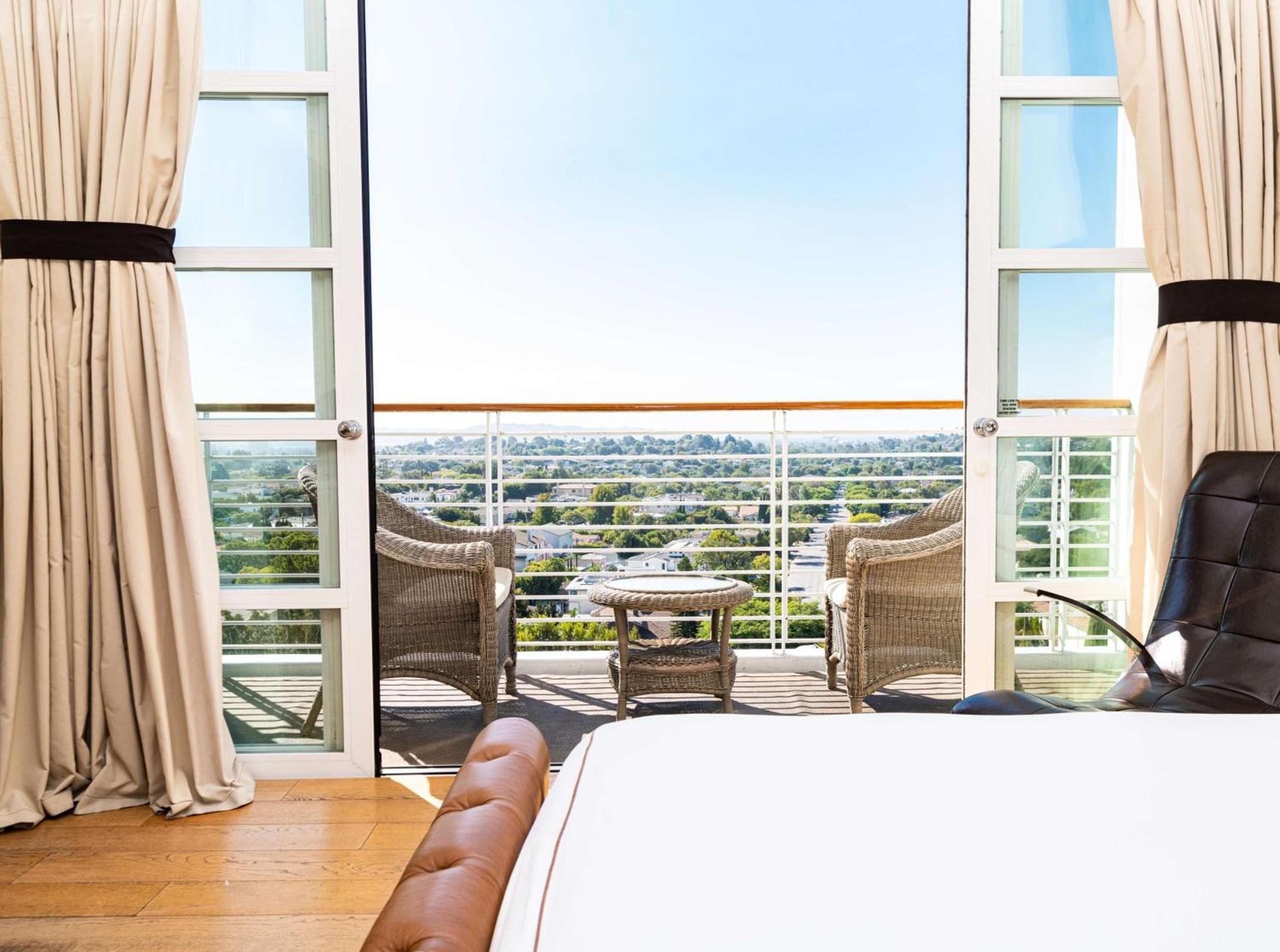 Cameo Beverly Hills, LXR Hotels & Resorts photo 17