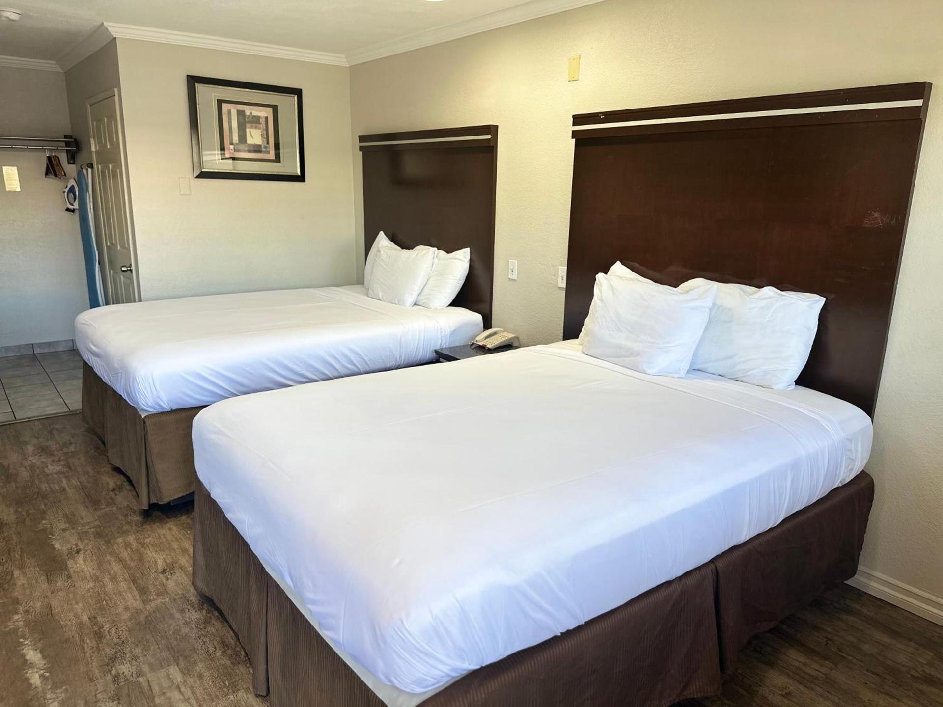 Rodeway Inn National City San Diego South photo 16