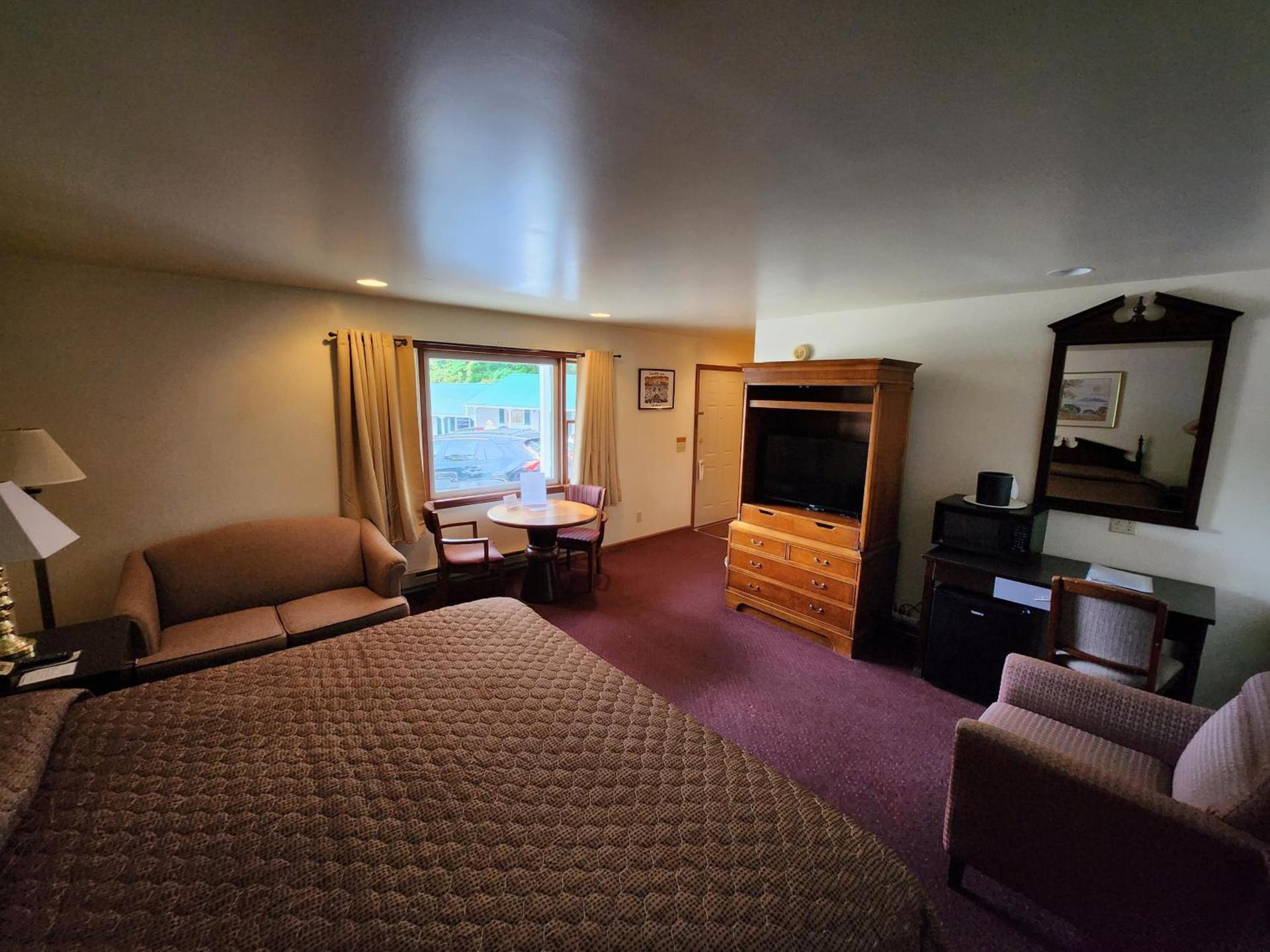 Lake View Motel photo 64