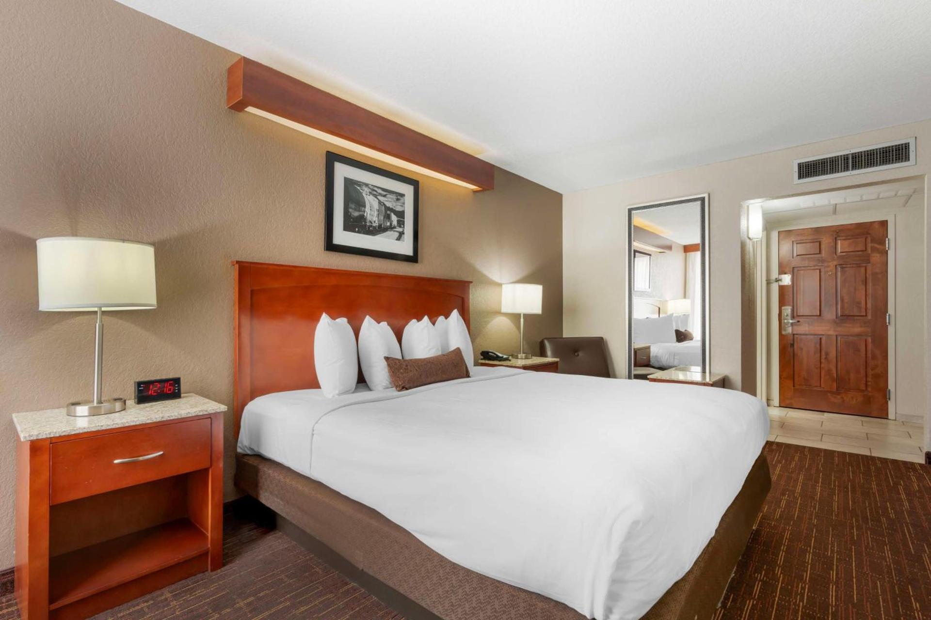 Best Western Plus Boomtown Casino Hotel photo 4