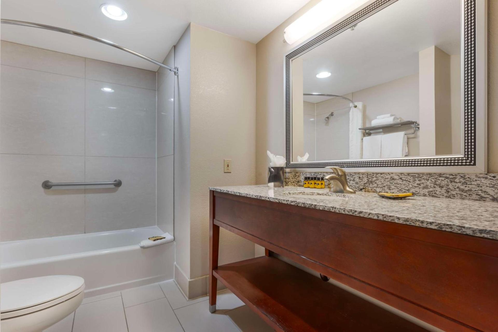 Best Western Plus Boomtown Casino Hotel photo 37