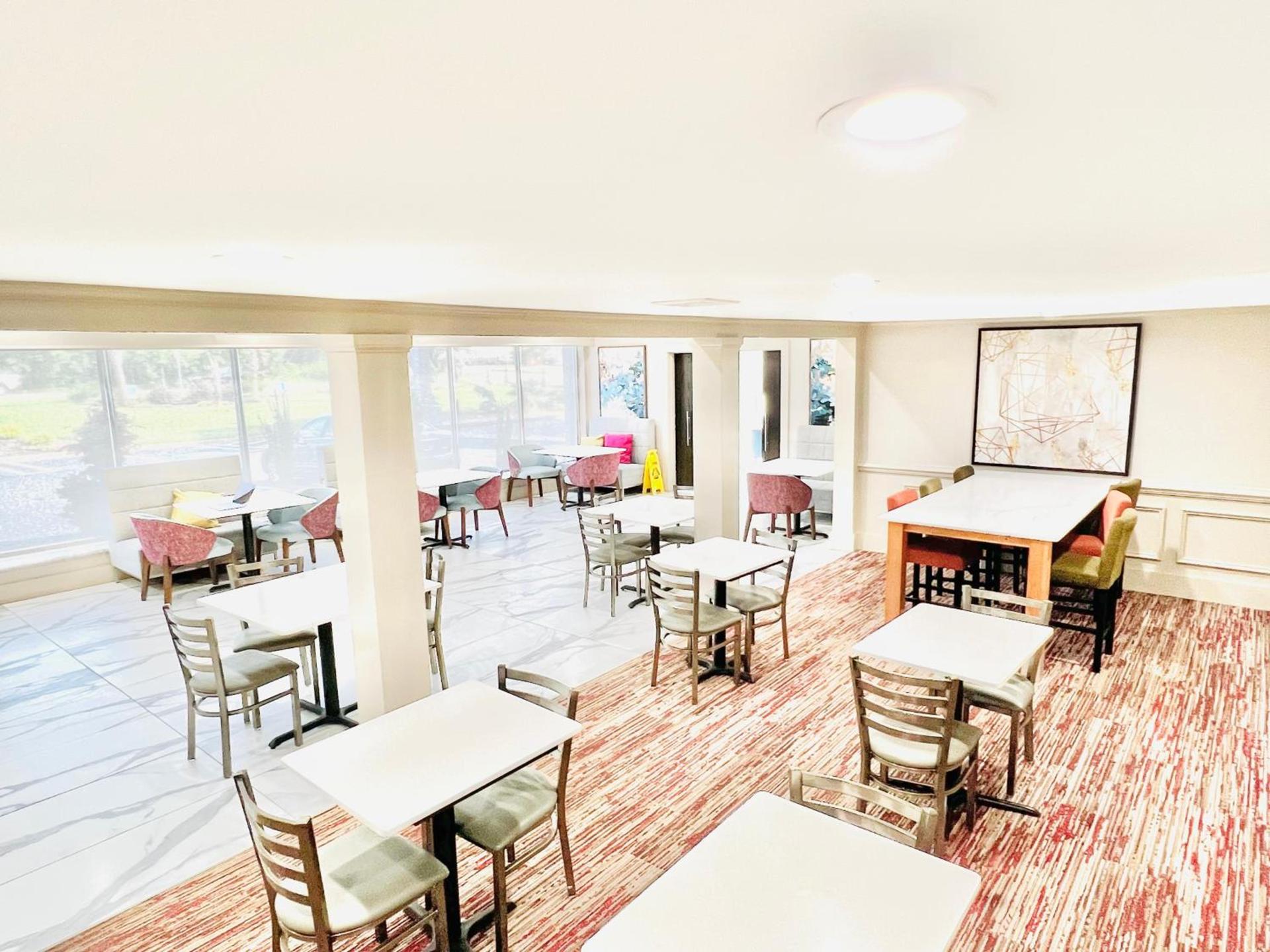 Quality Inn & Suites McDonough South I-75 photo 3
