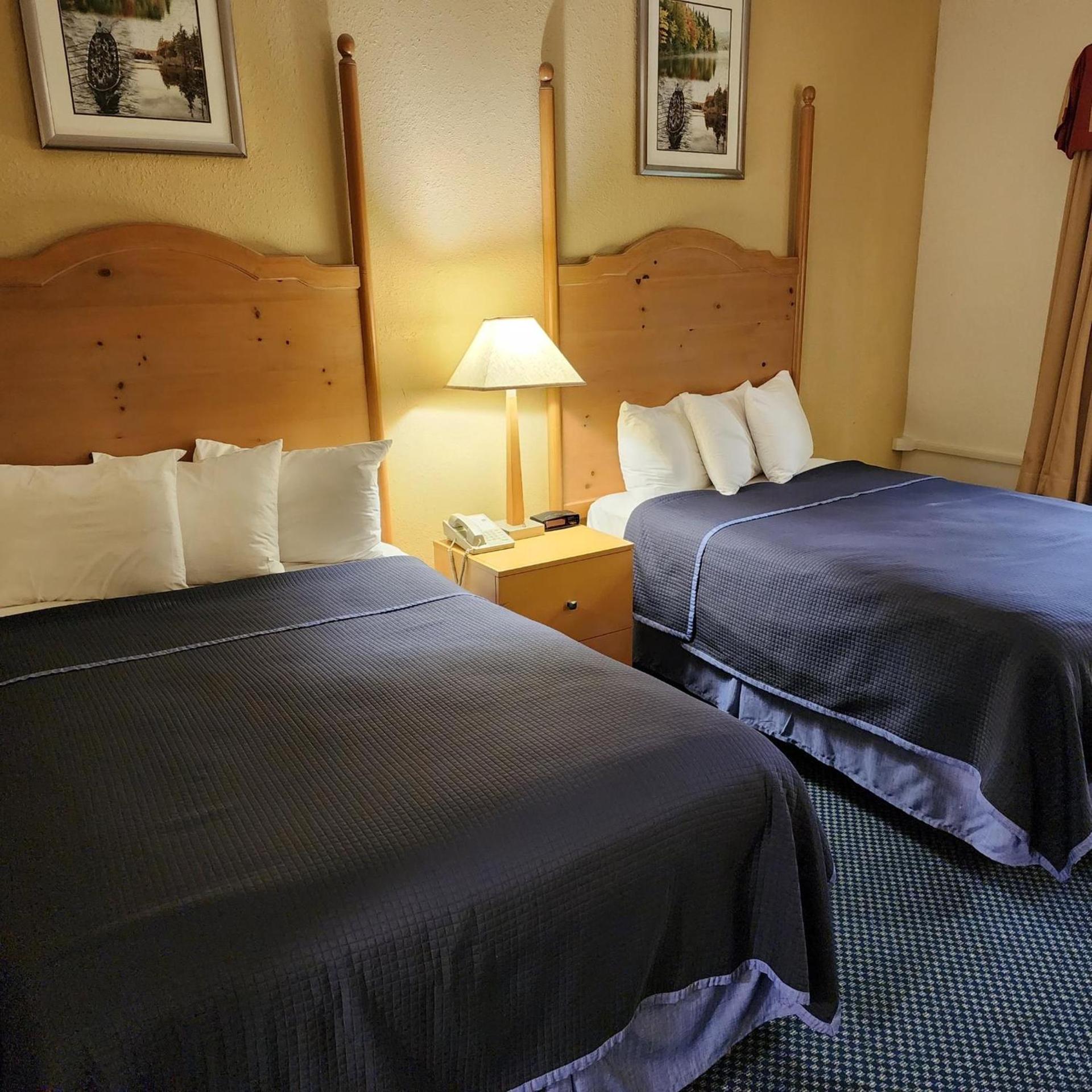 Katahdin Inn & Suites photo 51