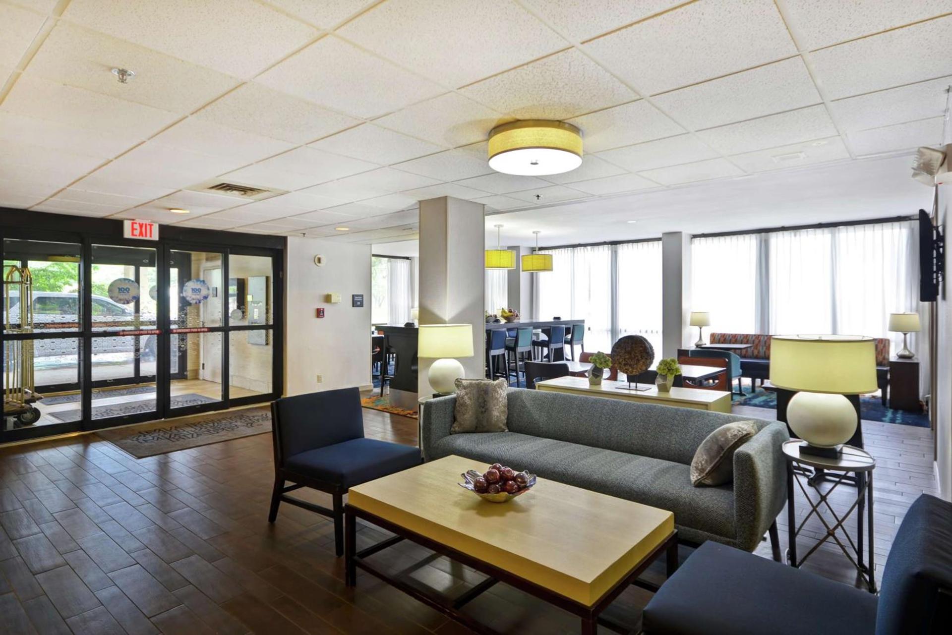 Hampton Inn Detroit Madison Heights South Troy photo 6