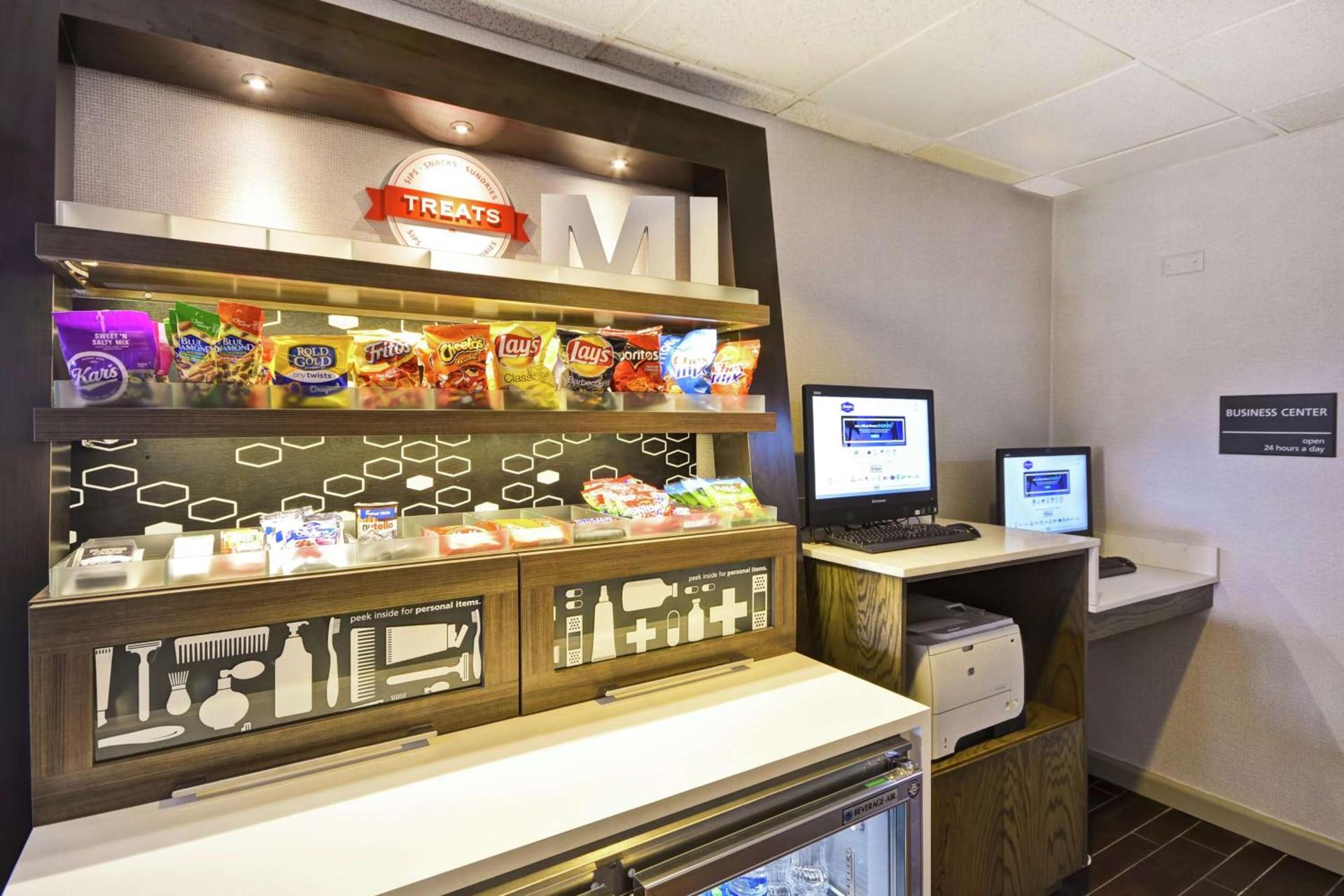 Hampton Inn Detroit Madison Heights South Troy photo 16