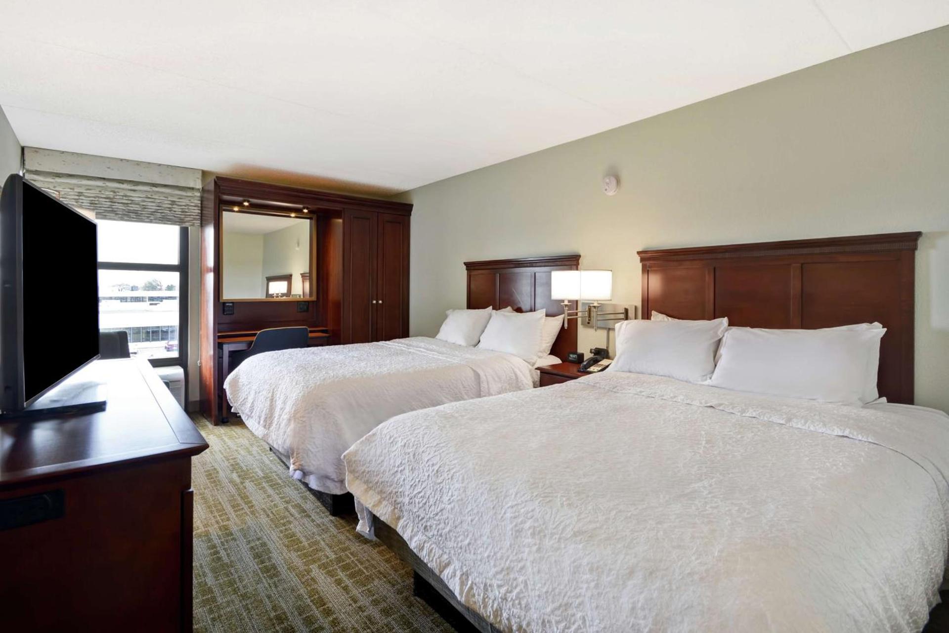 Hampton Inn Detroit Madison Heights South Troy photo 24