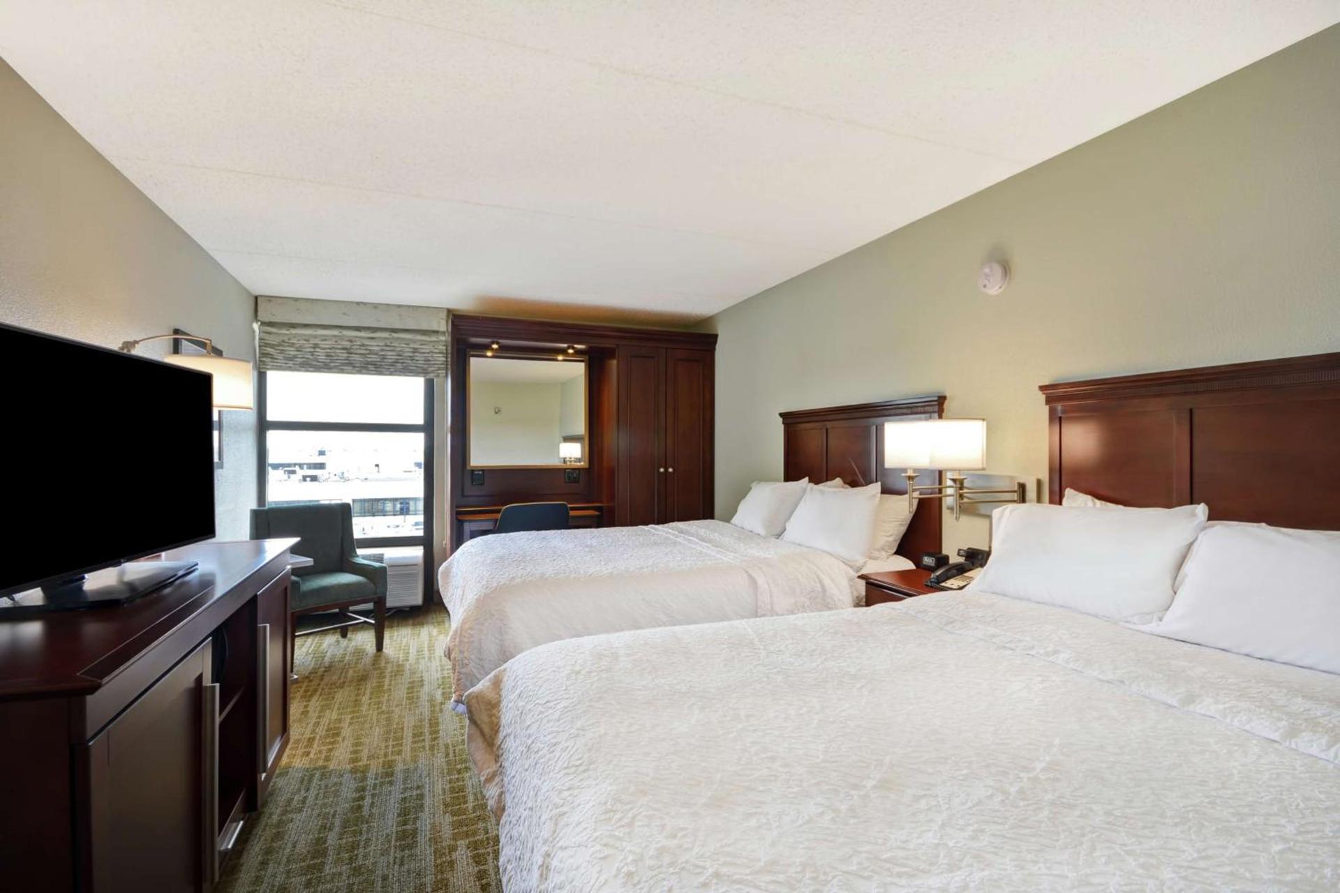 Hampton Inn Detroit Madison Heights South Troy photo 26