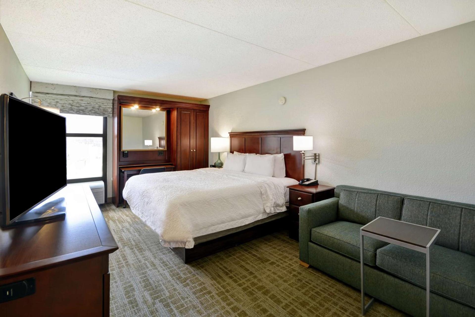 Hampton Inn Detroit Madison Heights South Troy photo 35