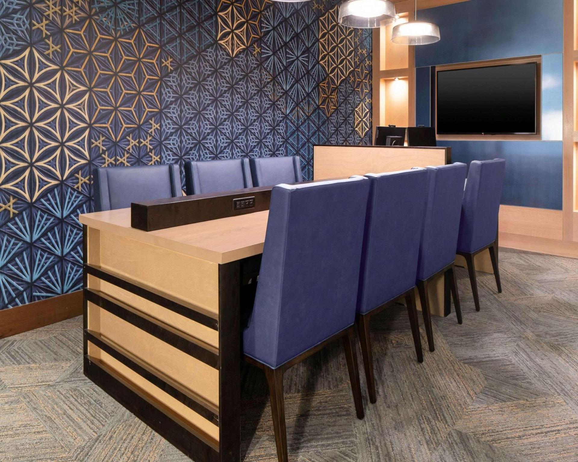 Hyatt Place Allentown - Lehigh Valley photo 2