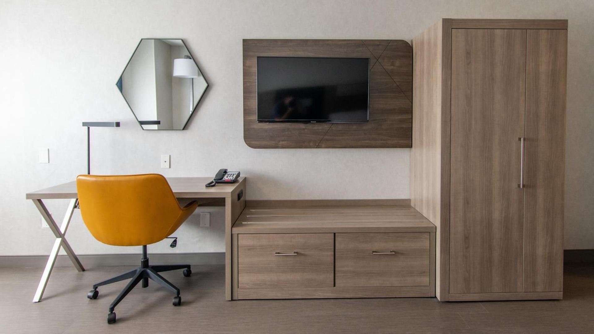 Holiday Inn Express Oakdale by IHG photo 26