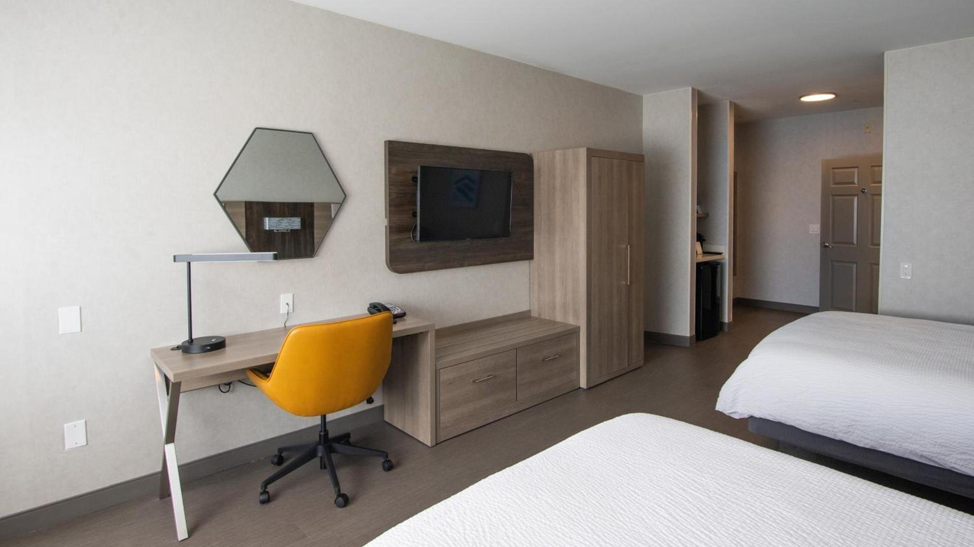 Holiday Inn Express Oakdale by IHG photo 28