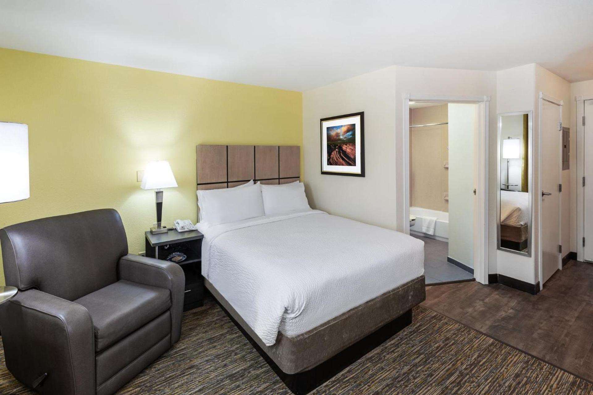 Candlewood Suites Tyler by IHG photo 8